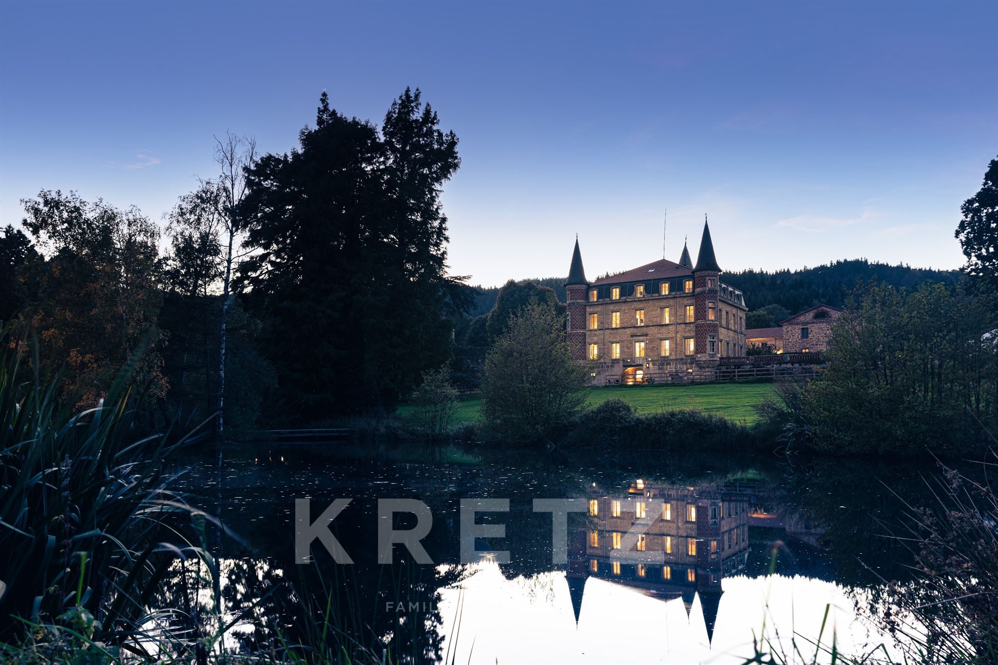 Exceptional estate and château spread over 15 hectares