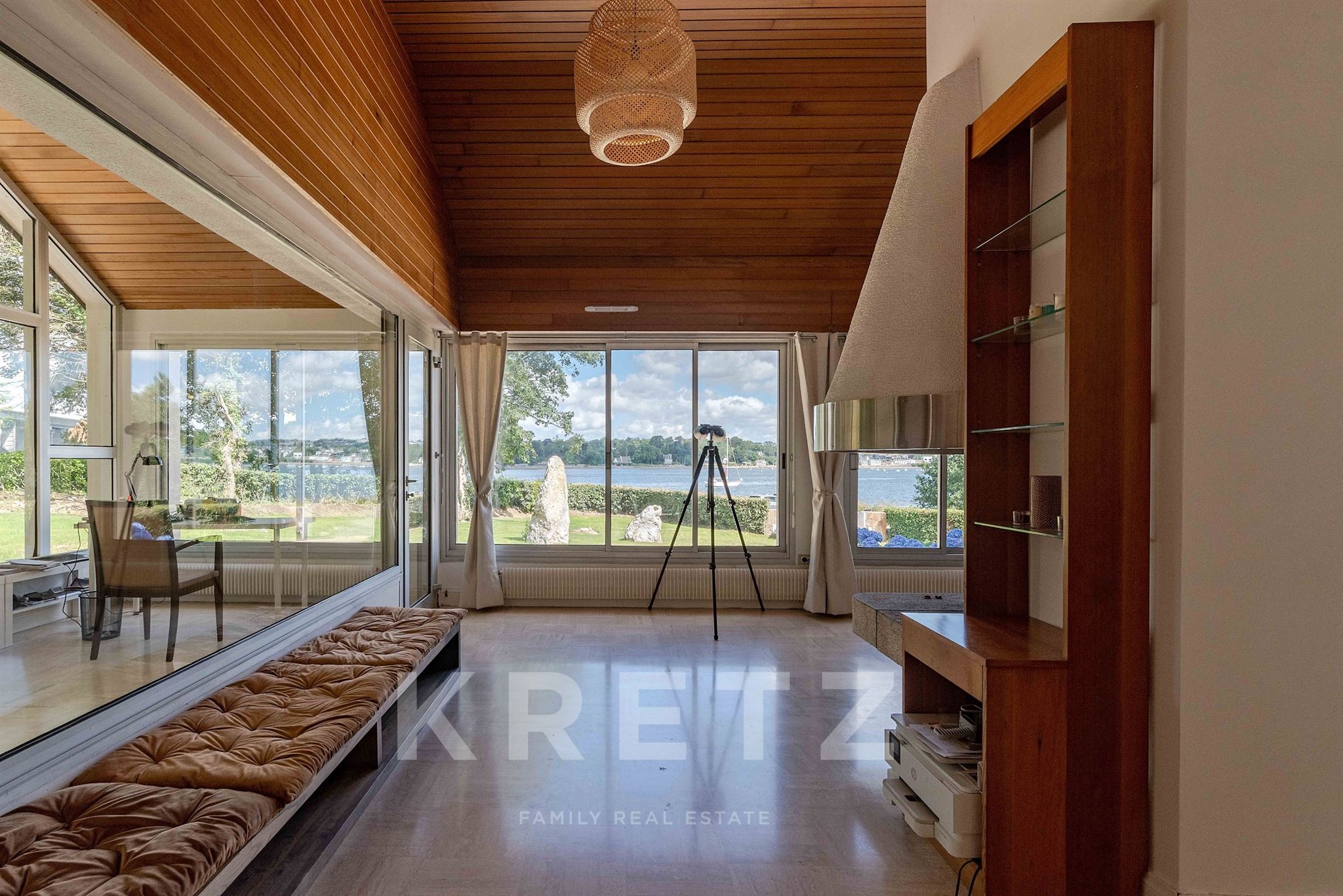 Maison d’architecte exceptionnelle en première ligne vue mer