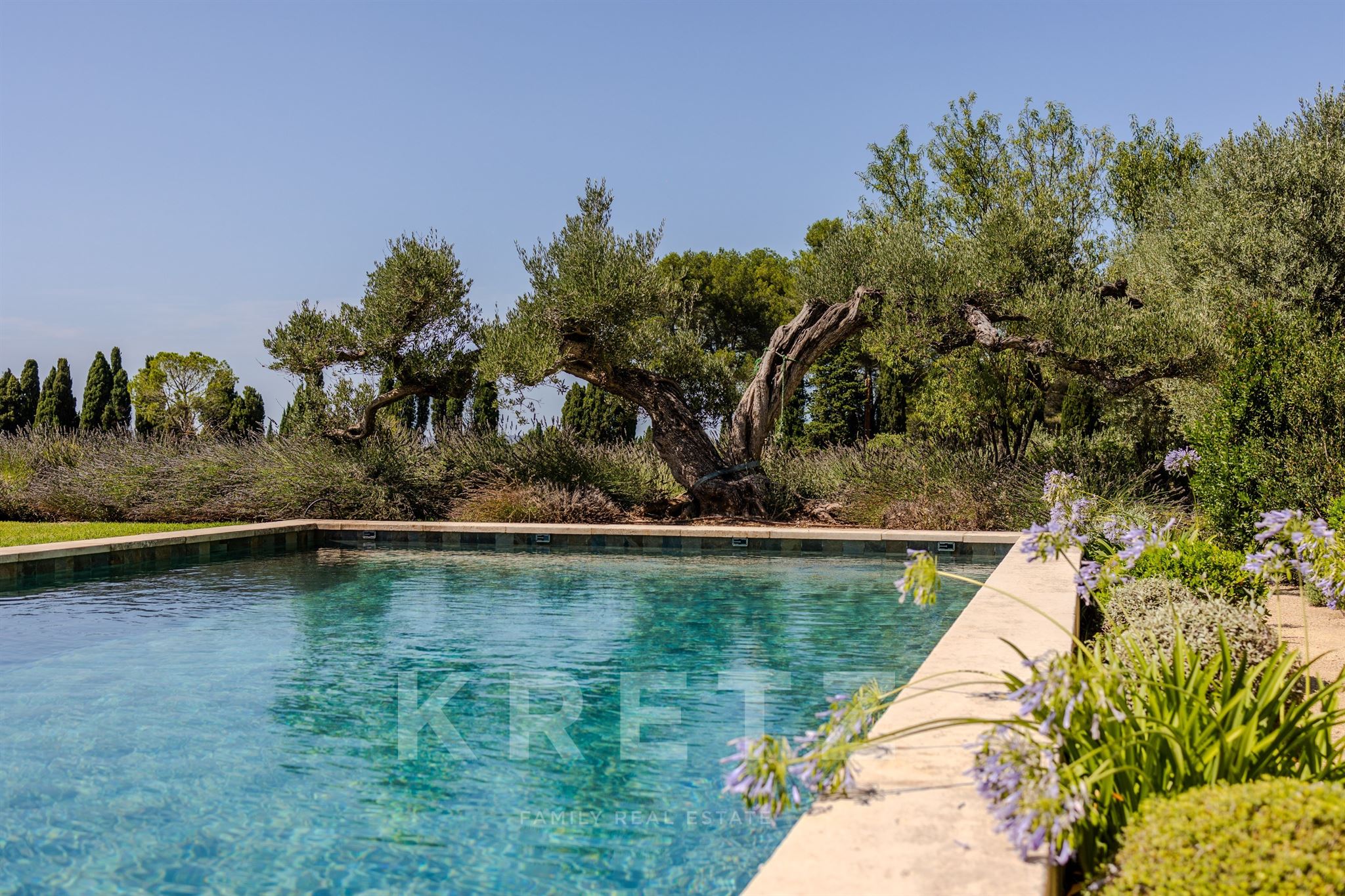Exceptional Luxury Stone Mas in Saint-Rémy-de-Provence, 265 sqm, 5 bedrooms | Alpilles | Provence |