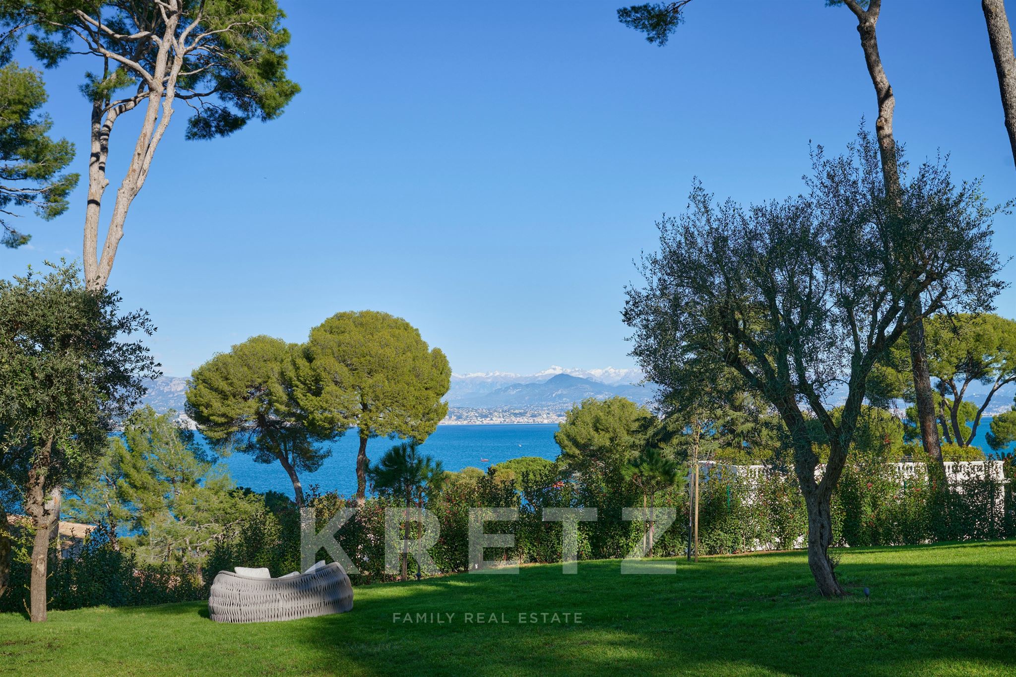CAP D'ANTIBES Exceptional Property Sea & Mountain Views