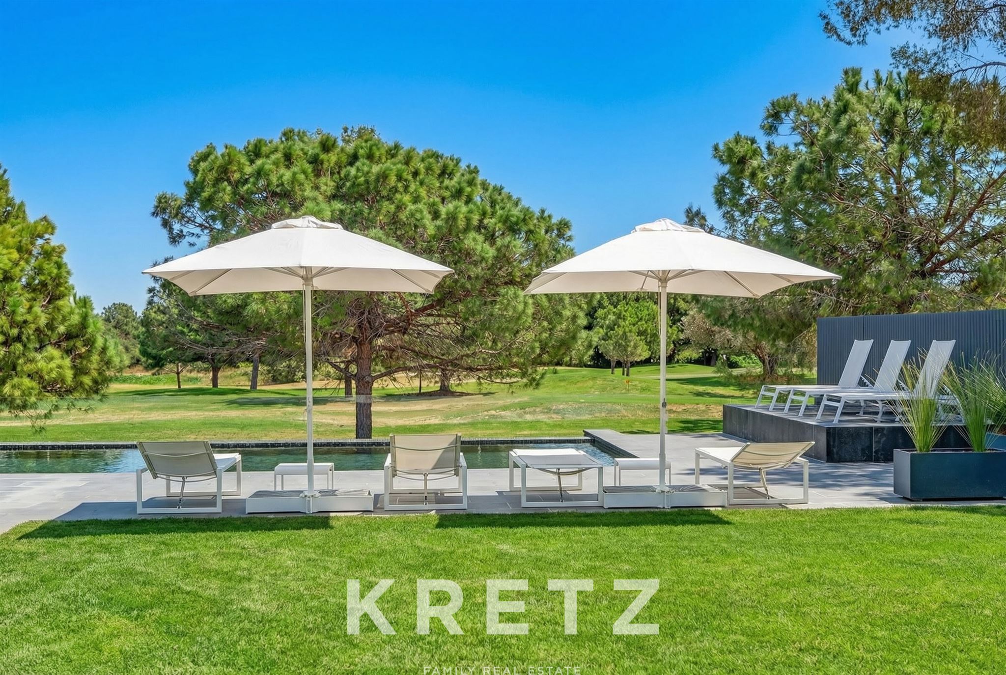 Spectacular designer villa on the golf course front line