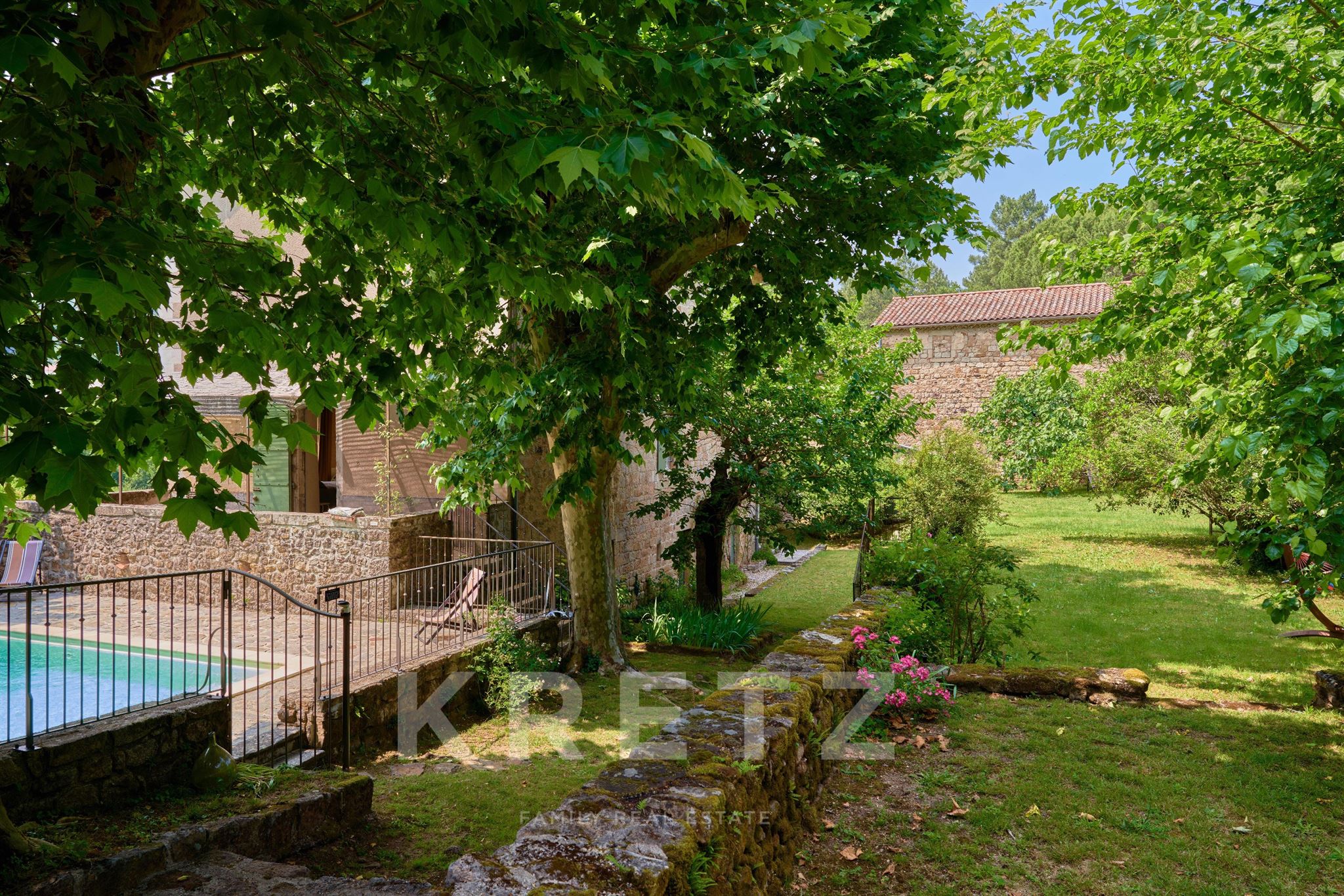 Stone Property in the Heart of the Monts d’Ardèche – 585 m² on Over 5 Hectares