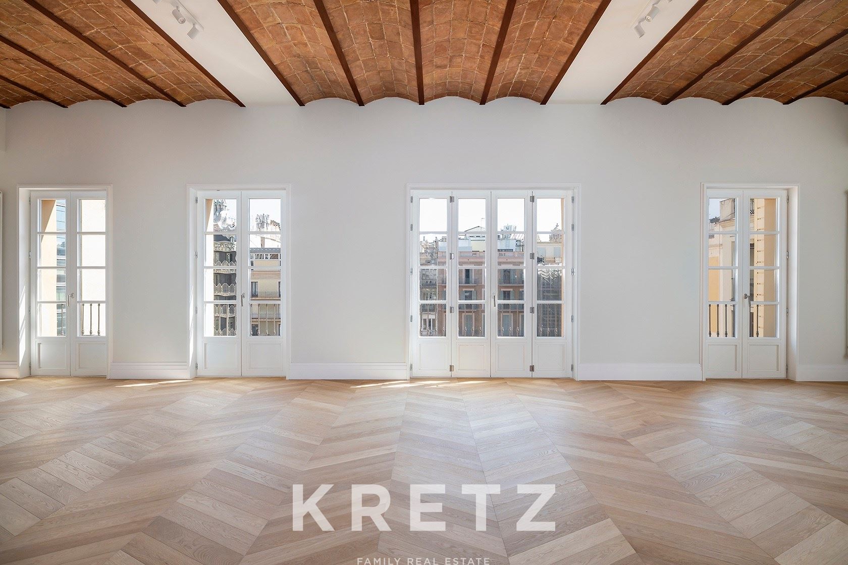 Spacious Duplex Penthouse Modernist Apartment on Rambla Catalunya