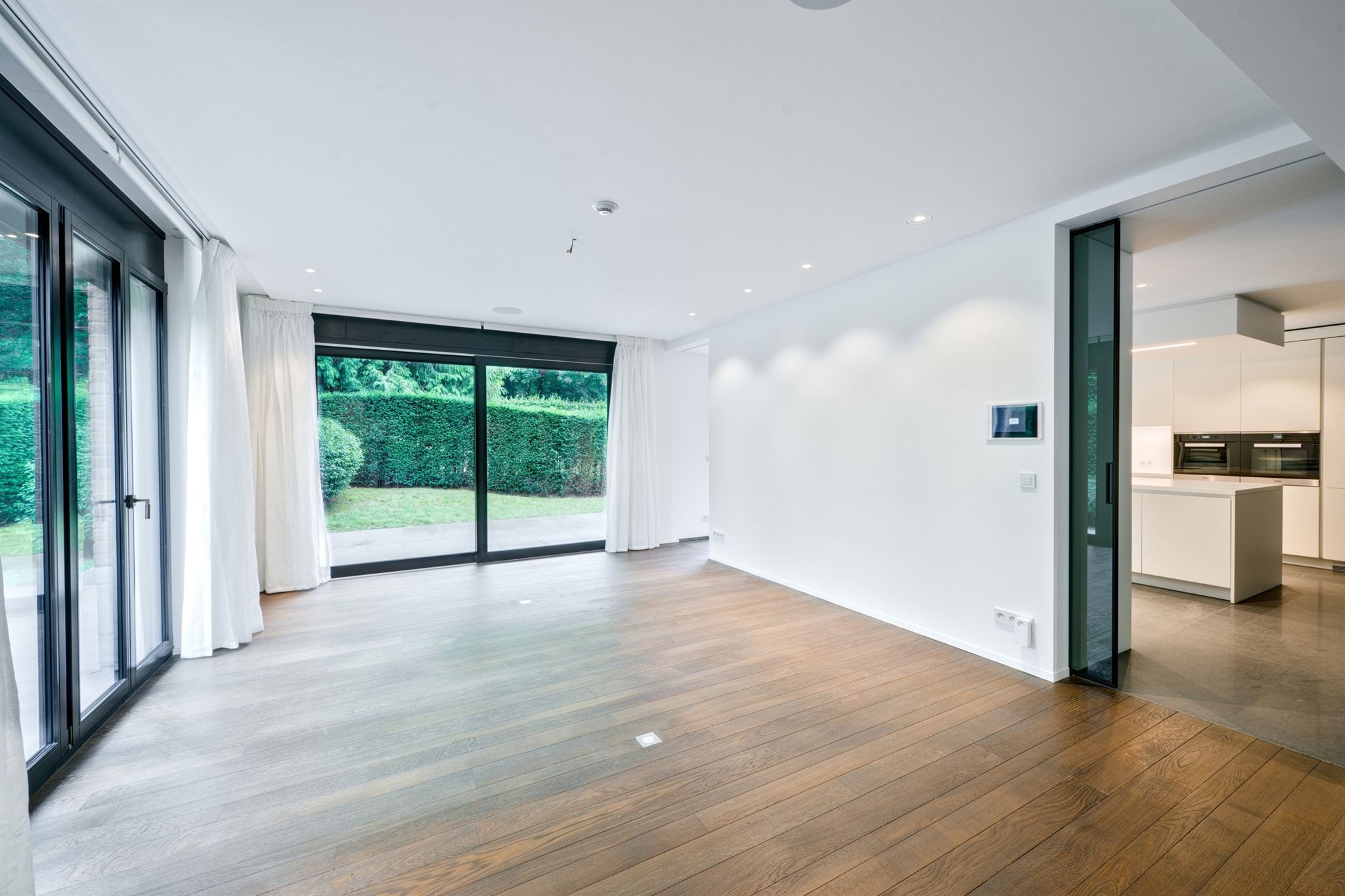 Elegant Three-Bedroom Garden Apartment