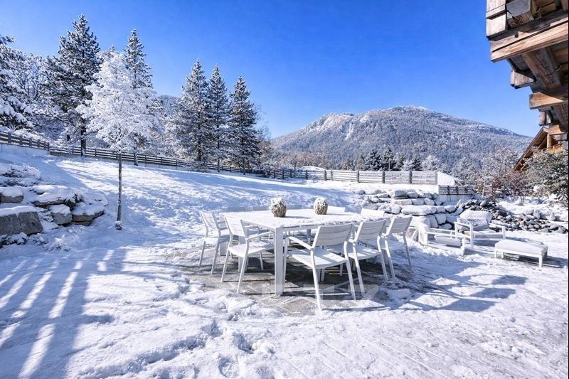 Luxury Chalet ski on