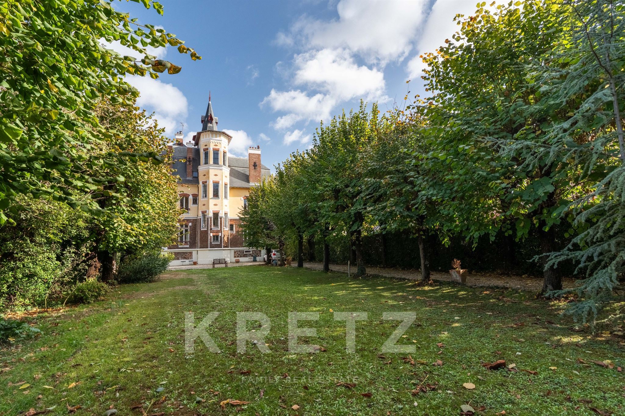 JOINVILLE-LE-PONT (94340) – MAISON REMARQUABLE  – PARC DE 1 506M2 – VUE SUR LA MARNE - CHARME DE L'ANCIEN - ENVIRONNEMENT CALME