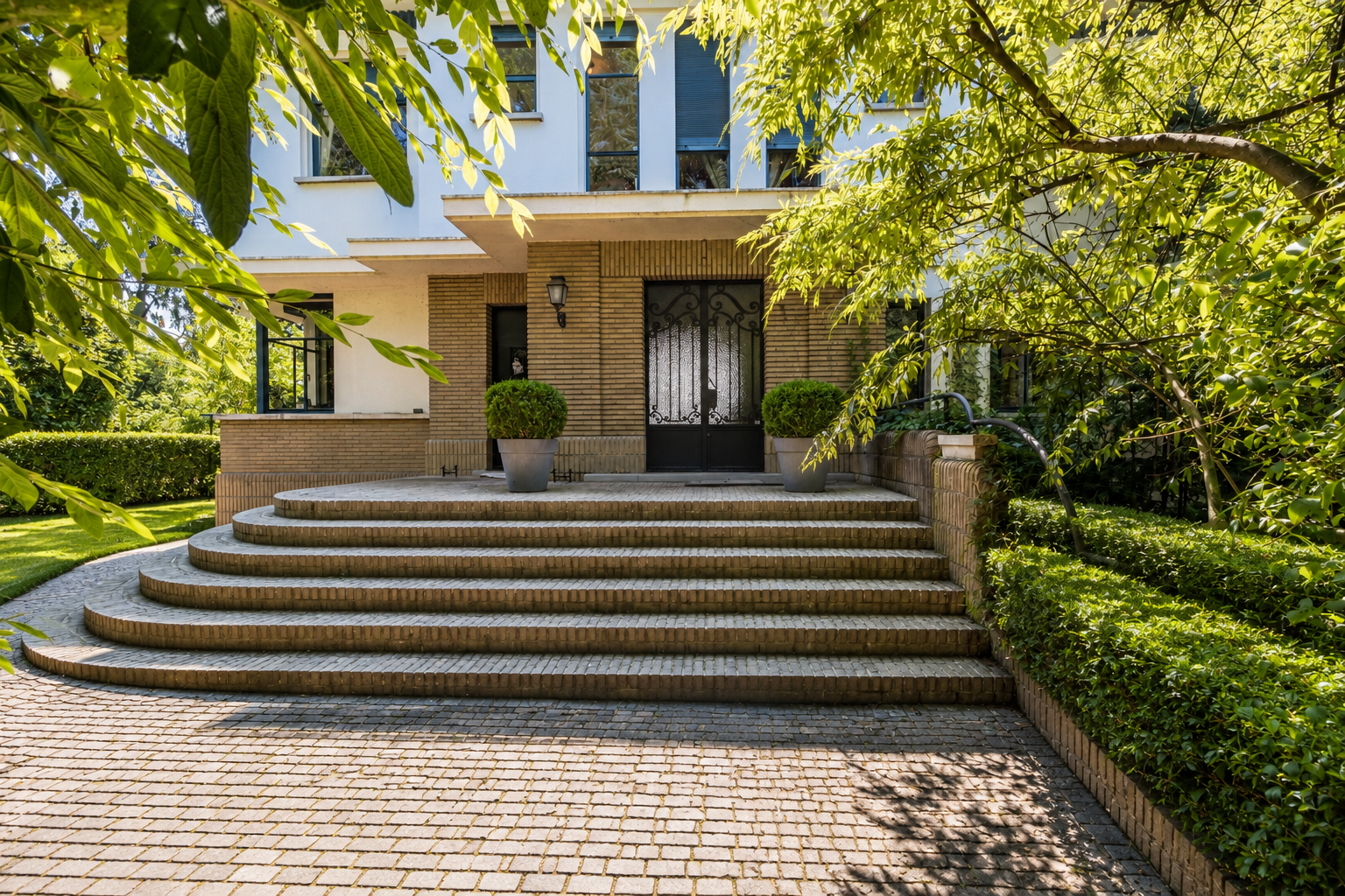 Villa d’architecte sur parc exceptionnel de ± 5.253 m²
