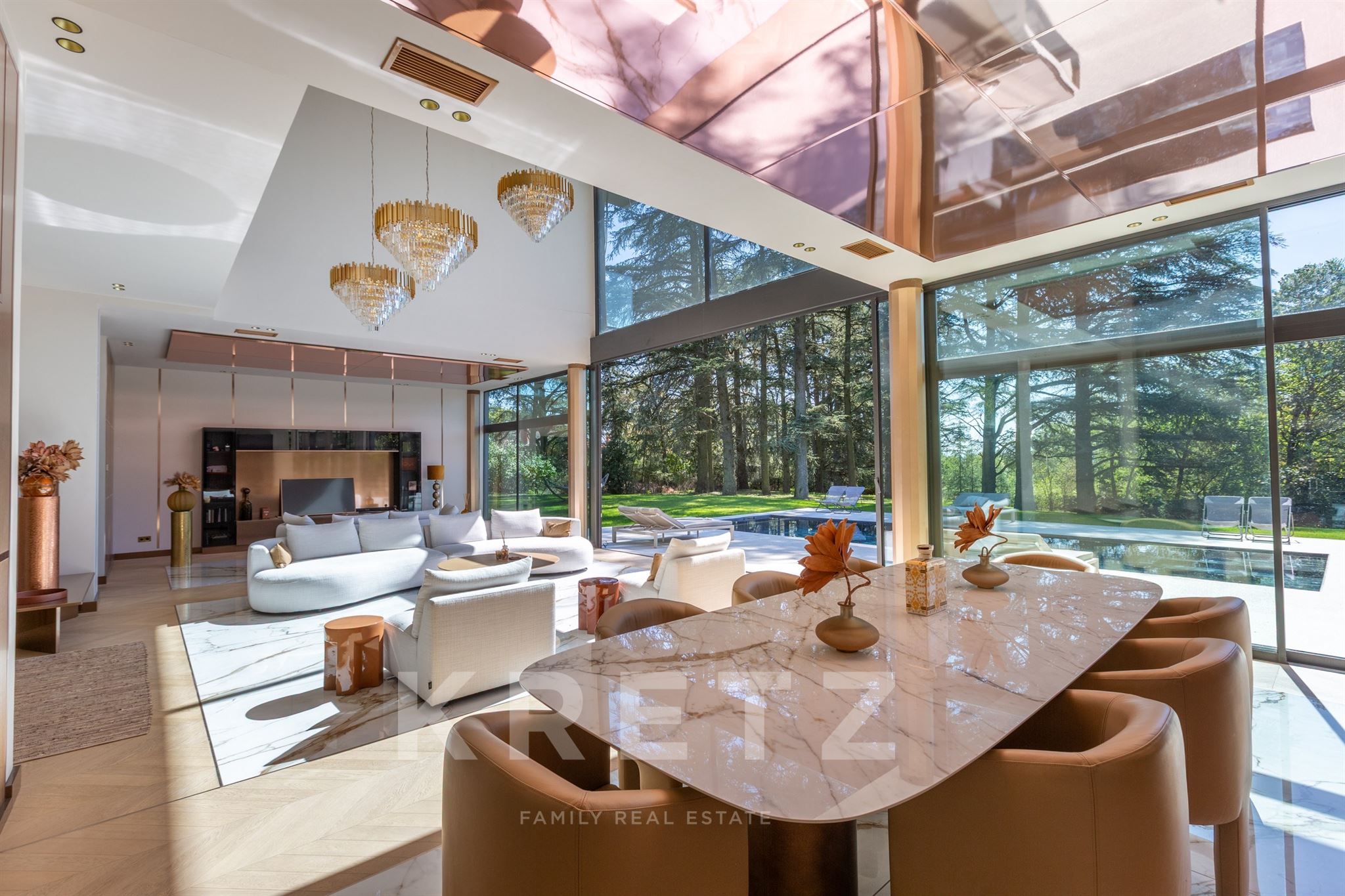 Moradia de luxo concebida por um arquiteto