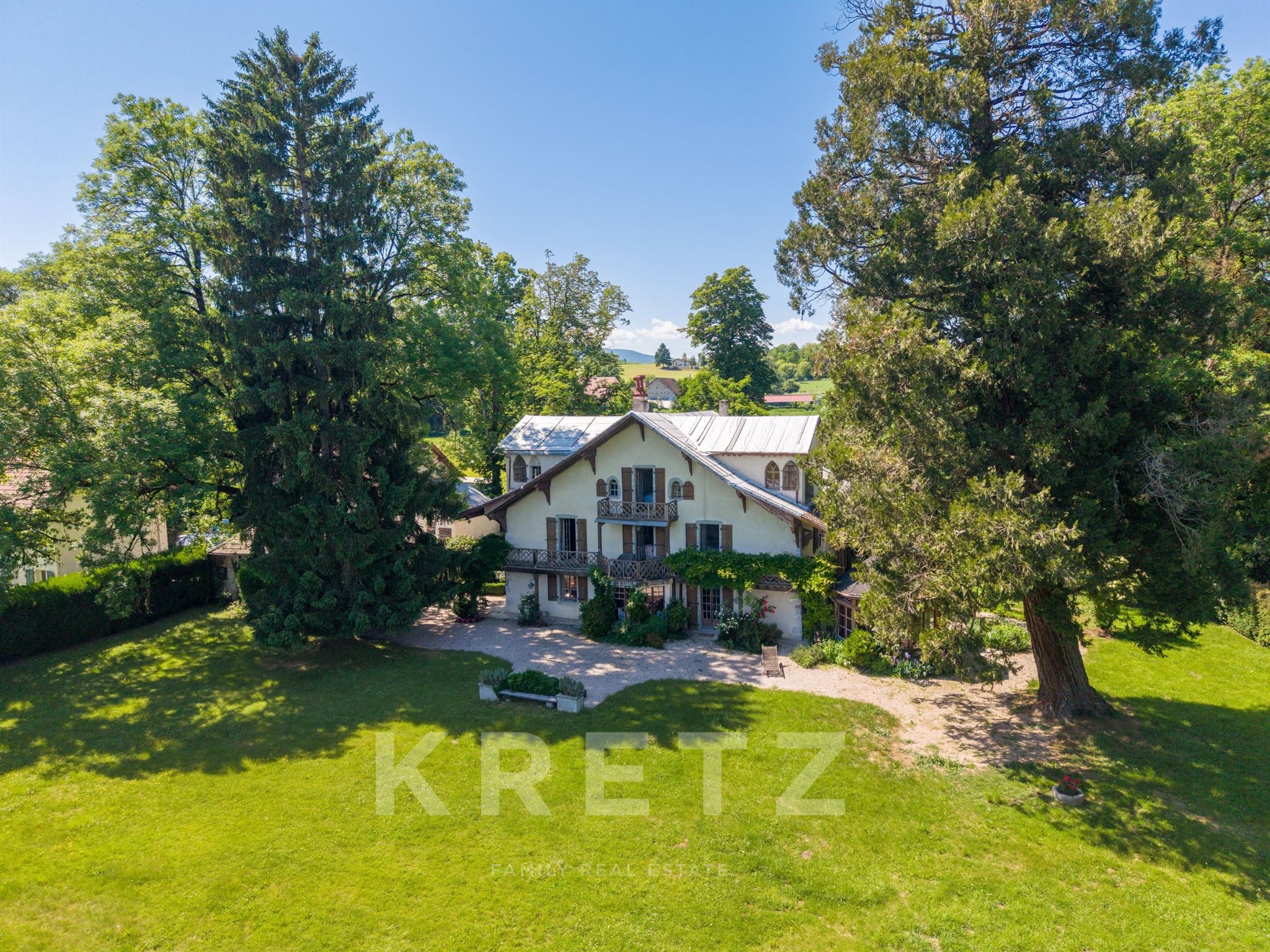 REIGNIER-ESERY - EXCEPTIONAL 28-HECTARE ESTATE AT THE GATES OF GENEVA