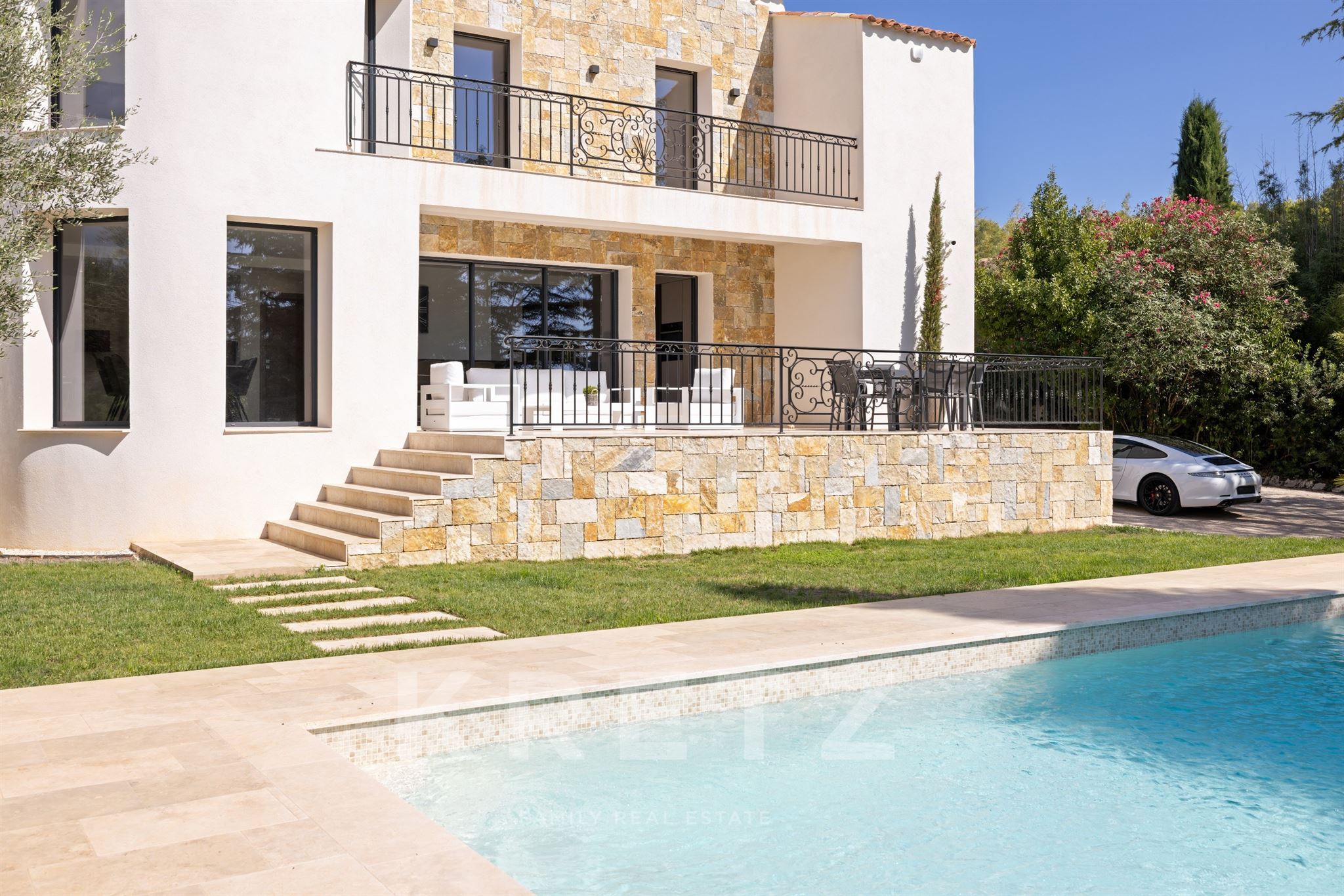 Villa d'exception à Châteauneuf – Quartier Notre-Dame-du-Brusc