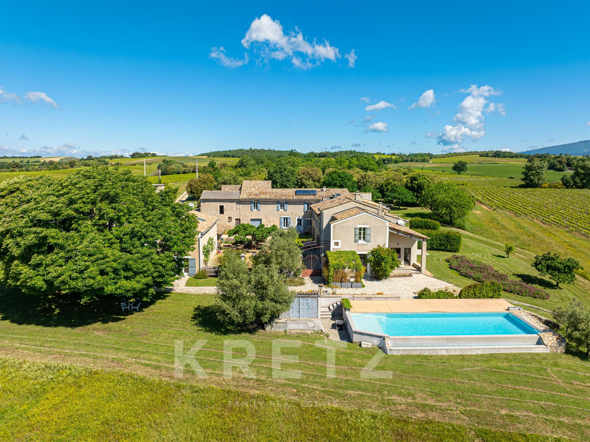 Exceptional wine property - rare location, panoramic view