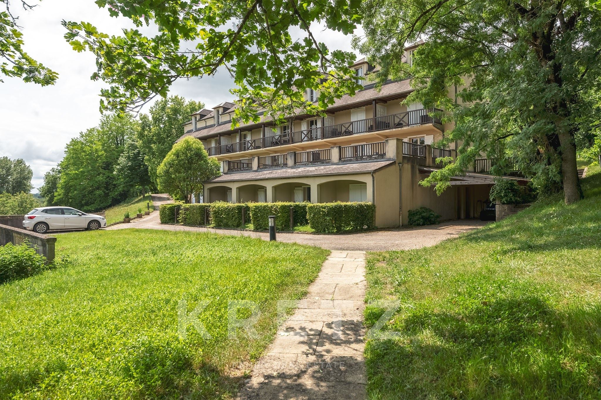 Exceptional estate of 2,340 m² with Lascaux at your doorstep