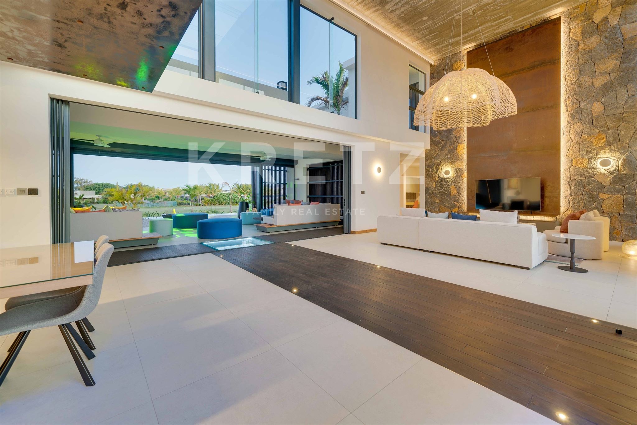 Sumptuous Luxury Villa between Golf Course and Ocean