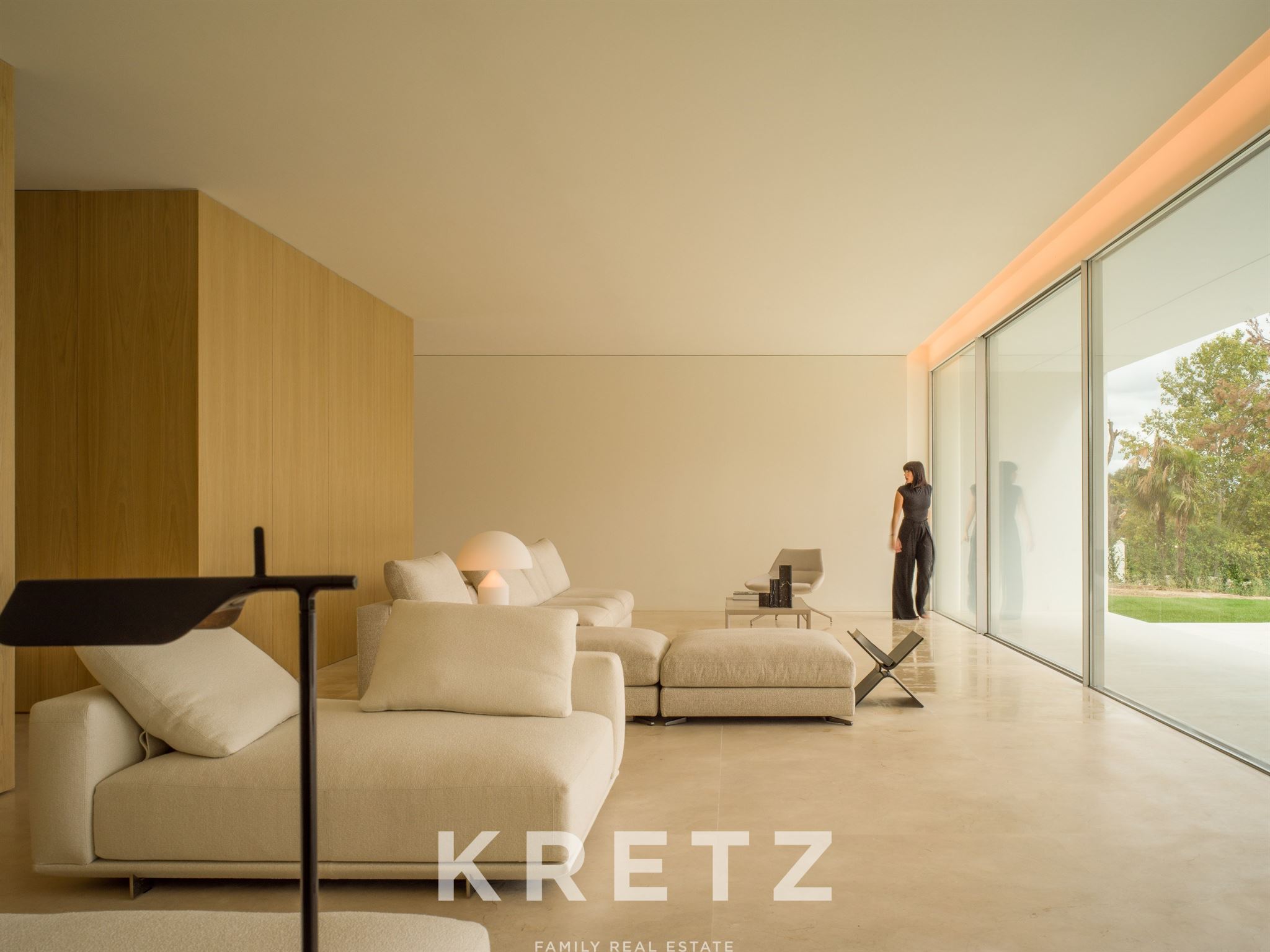 Contemporary Residence Overlooking the Real Club de La Moraleja