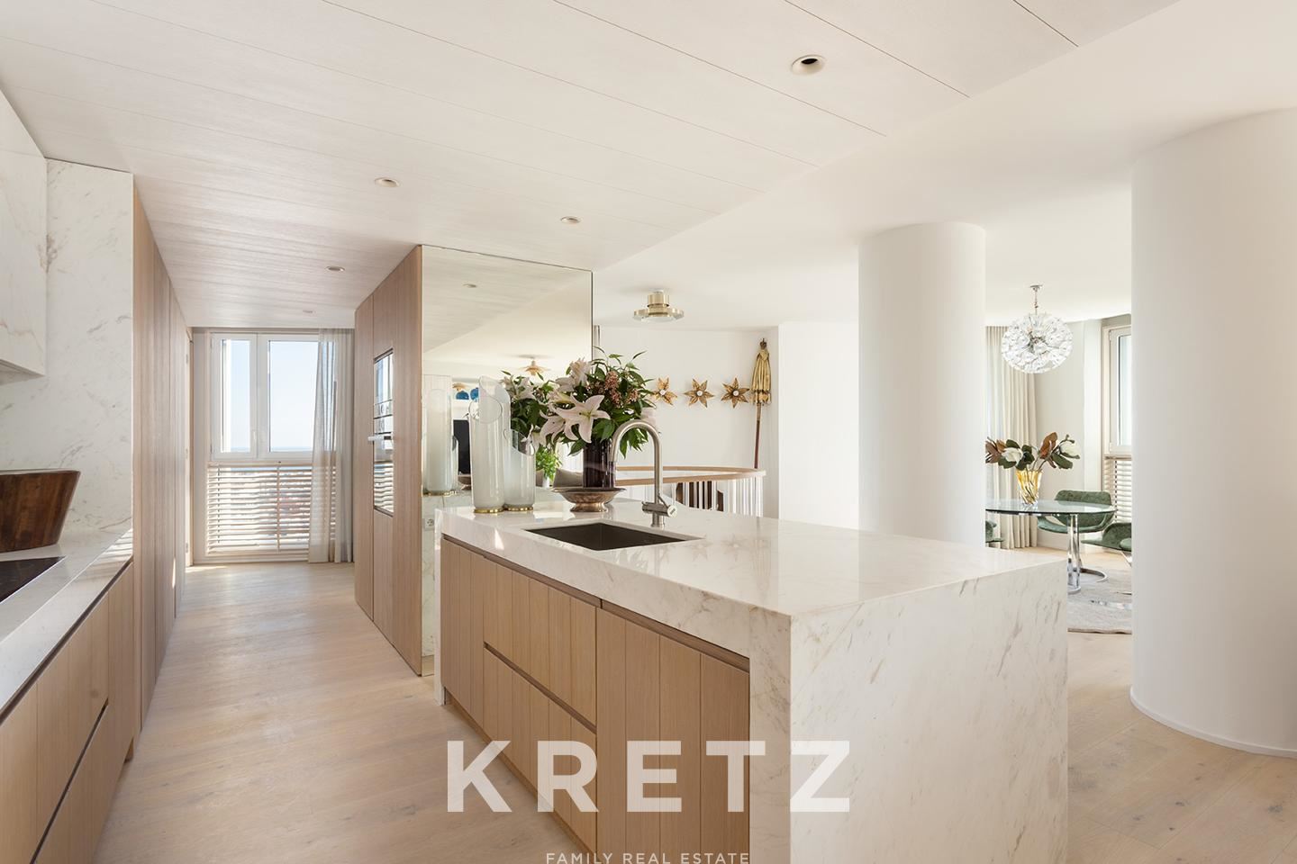 Penthouse with terrace and unbeatable views of Barcelona