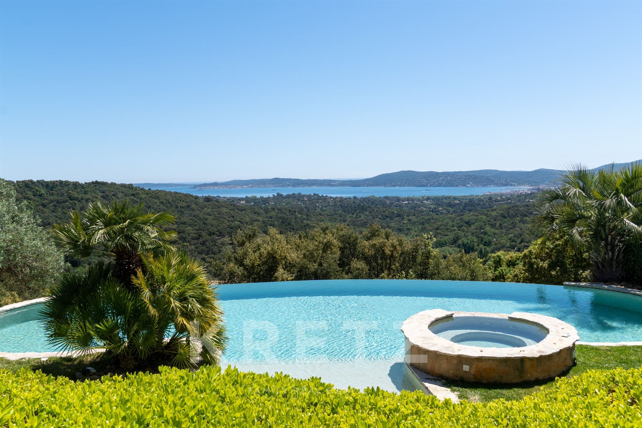 Grimaud - Magnificent sea view villa