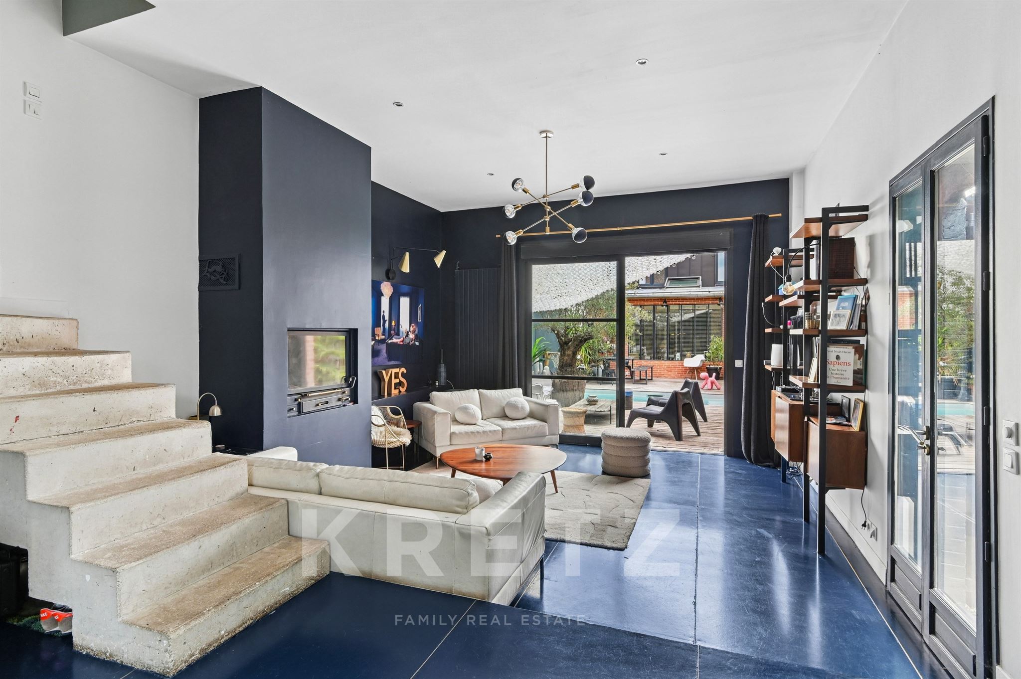 Colombes - Maison rénovée avec terrasse