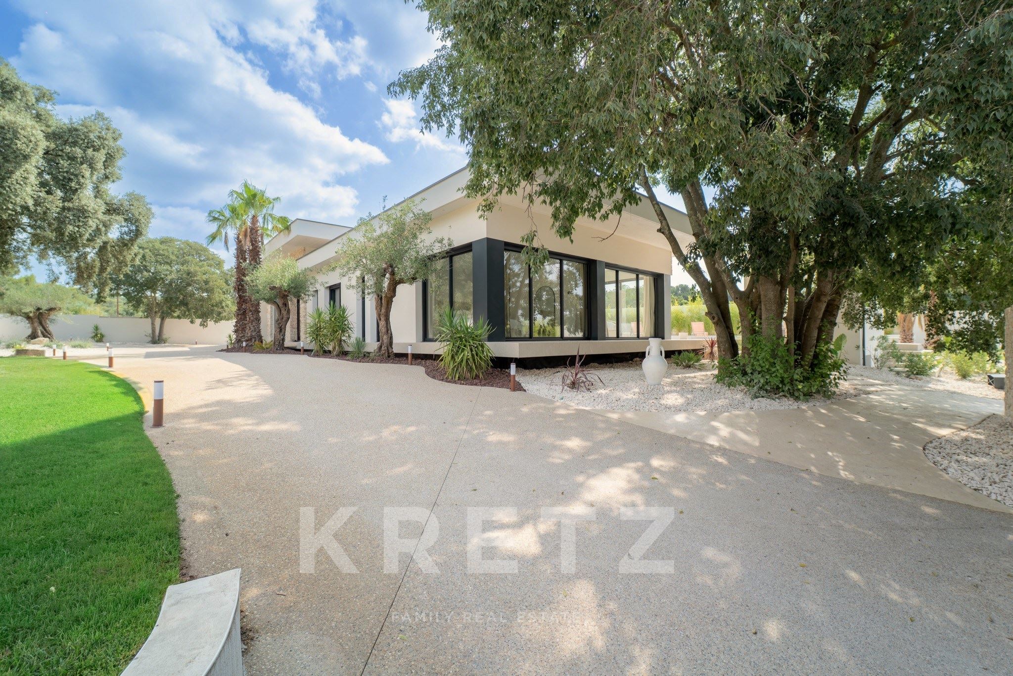 Villa californienne de plain-pied au coeur du quartier de la Cigale