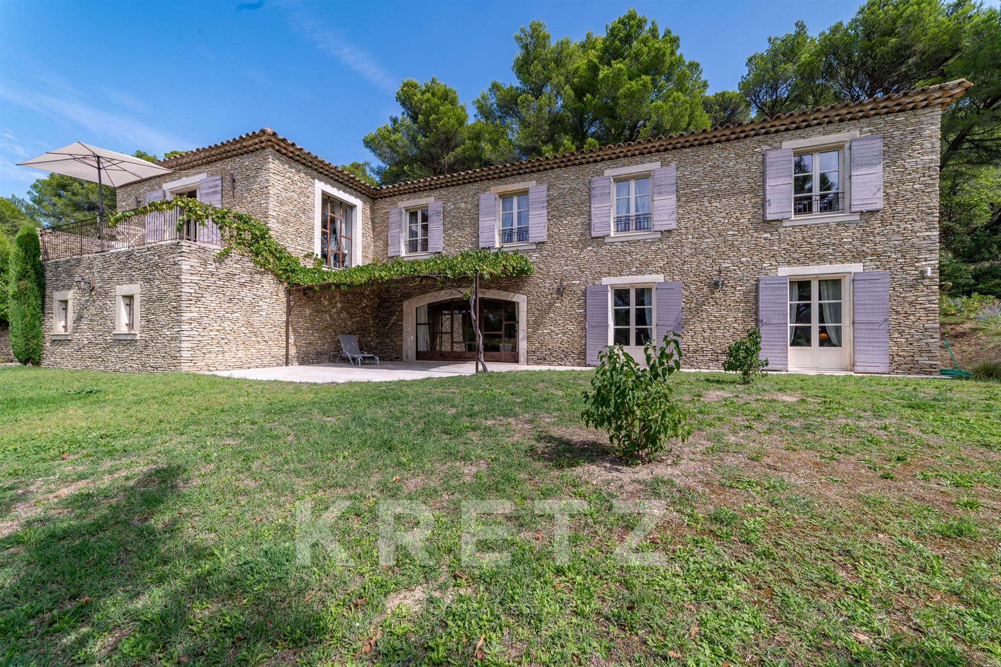 300m² property - Saumane-de-Vaucluse (Luberon)