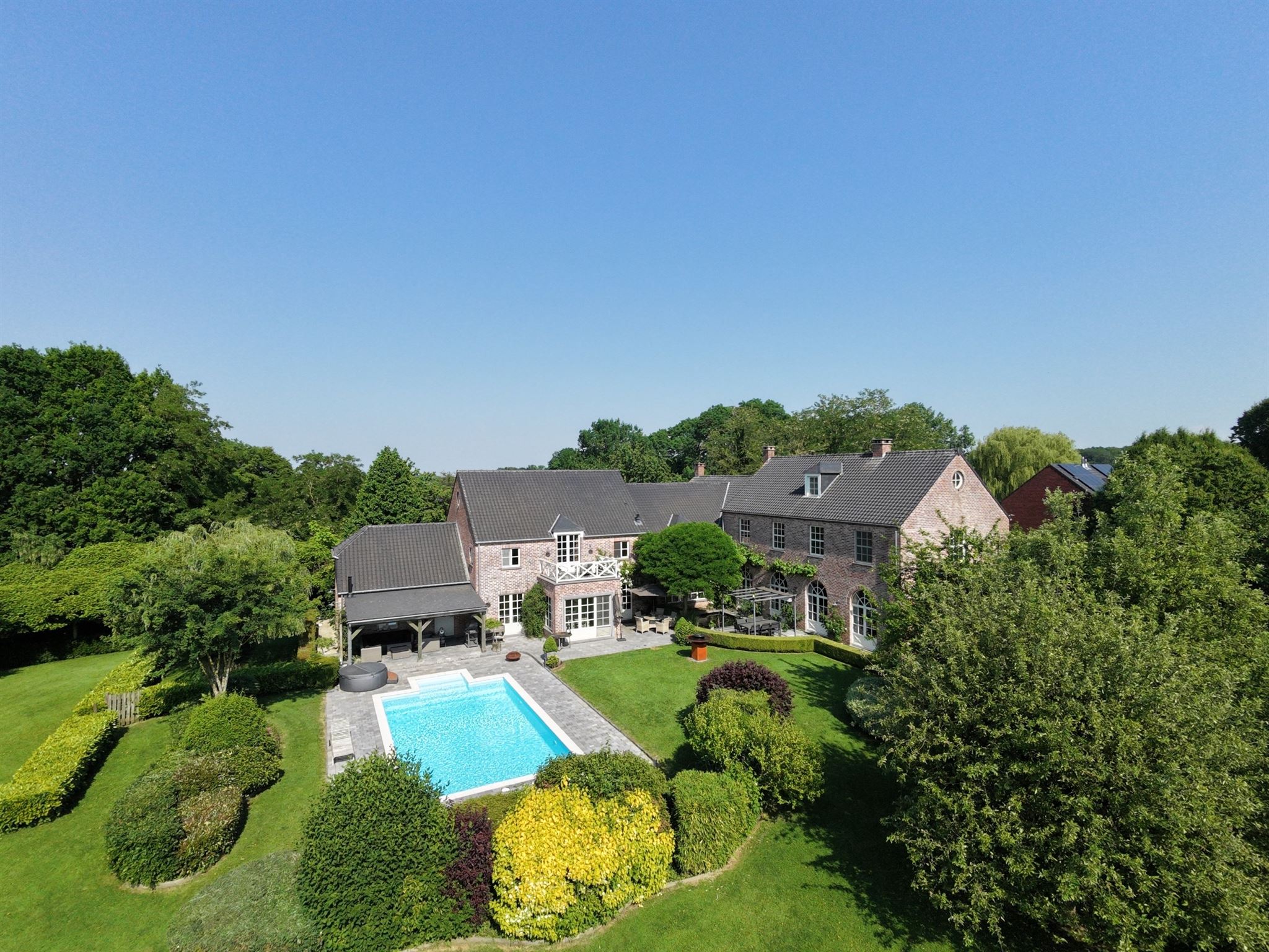 Exceptional Property with Swimming Pool and Views over a Natura 2000 Protected Area