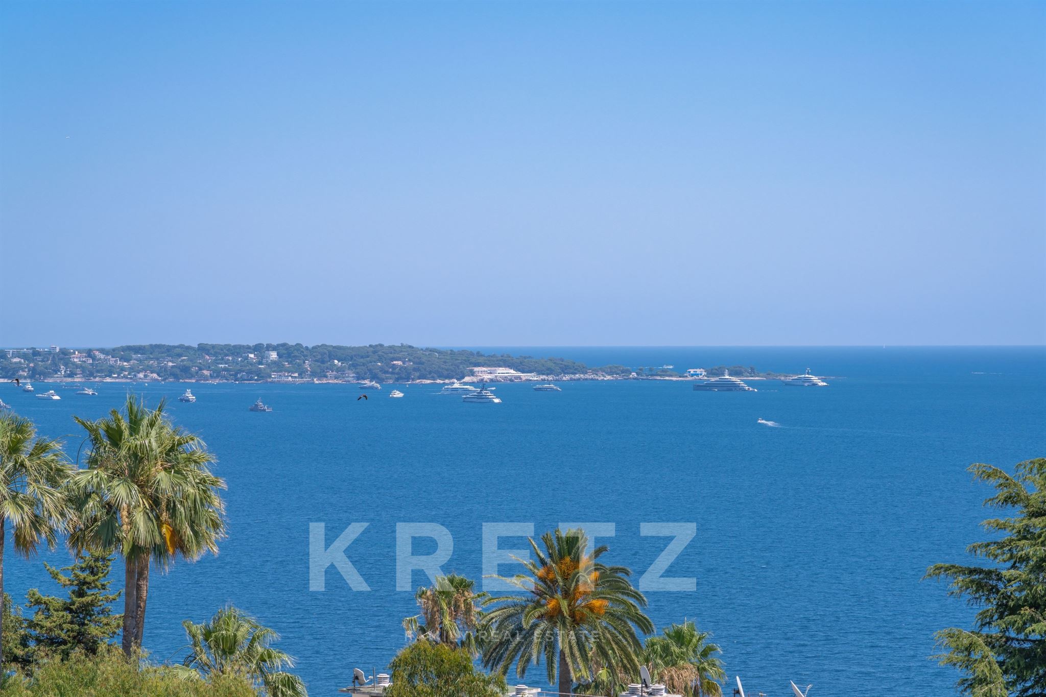 Appartement 4 pièces 150m2 Terrasse Vue Mer Vallauris limite Cannes