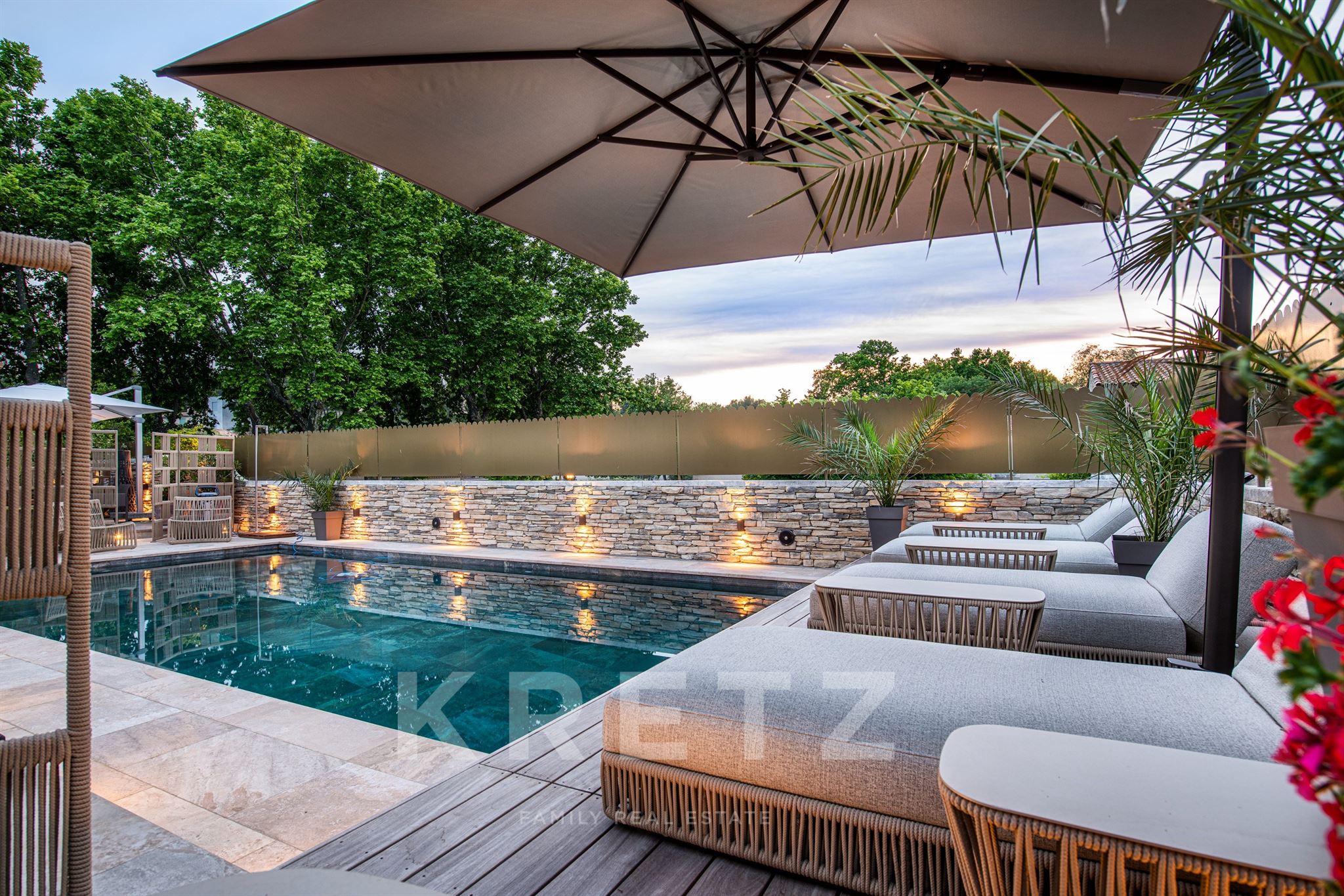 Luxury 18th Century Provençal Estate for Sale in Paradou – Exceptional Property with Pool, Guest Hou