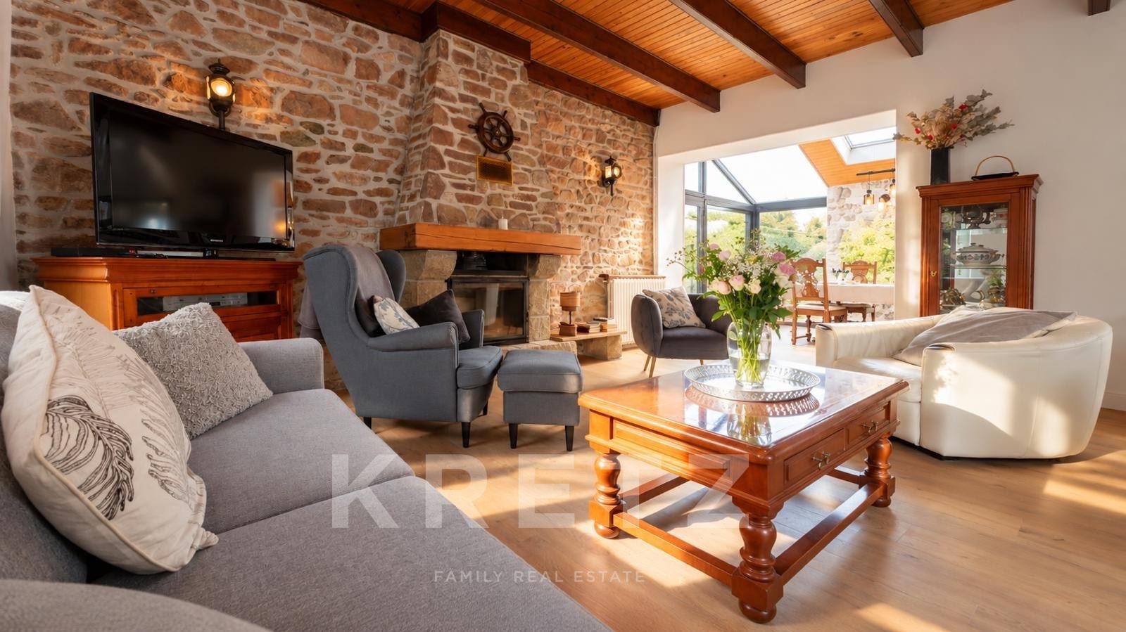Paimpol – Elegant 19th-Century Stone House Just Steps from the Beach