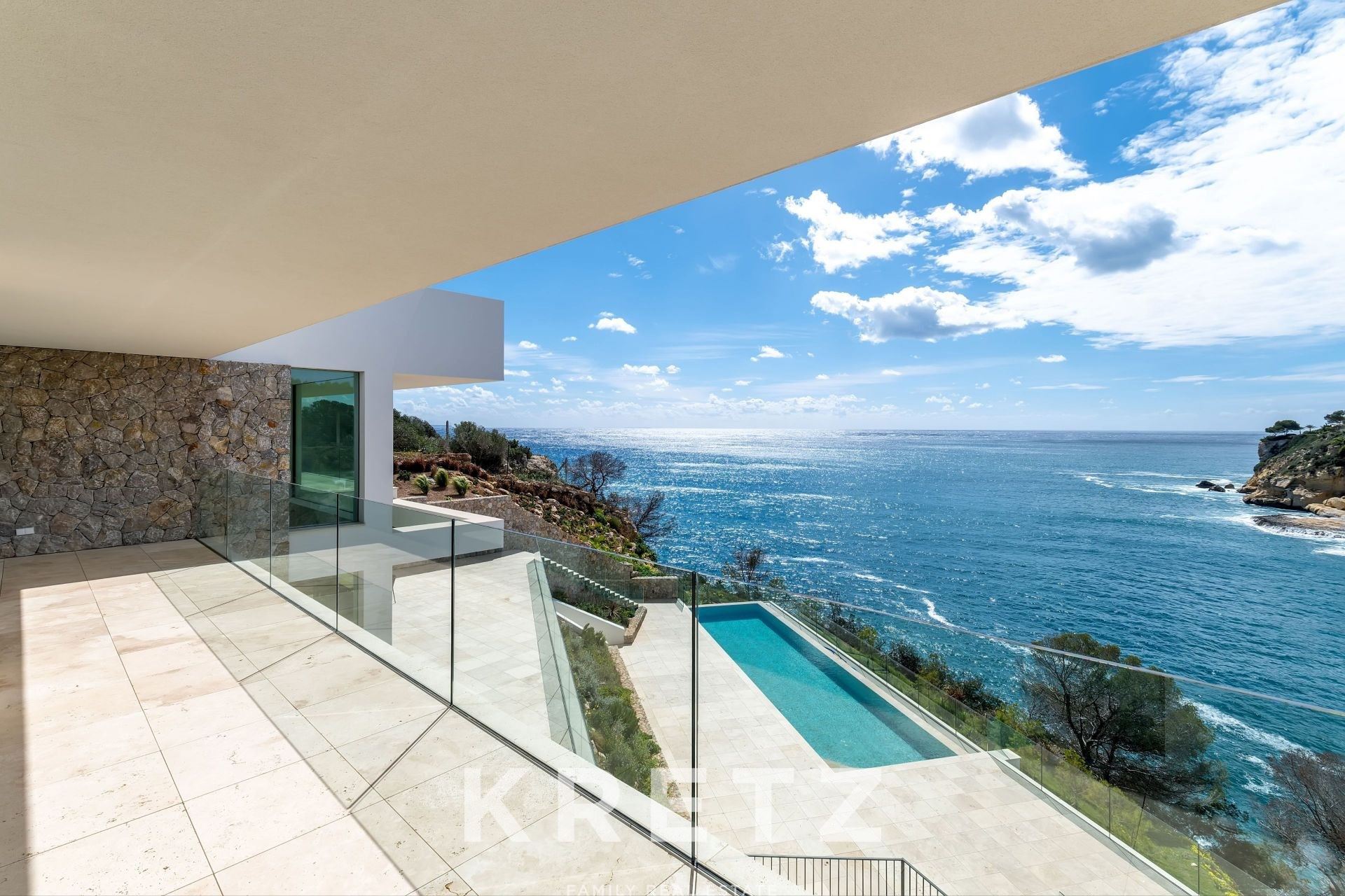 Luxury Beachfront Villa in Sol de Mallorca