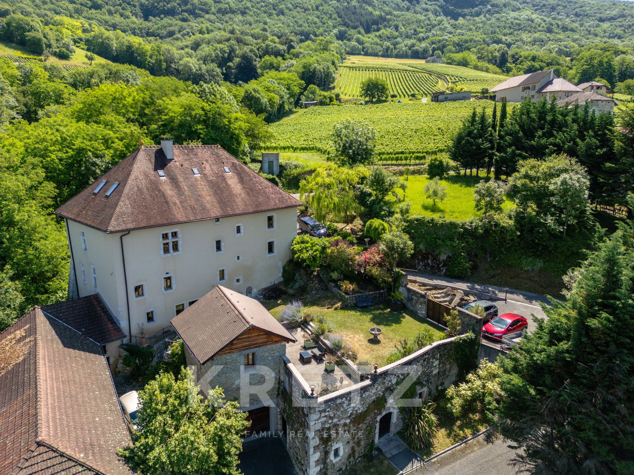 Château de La Roche – An Exceptional Medieval Residence in the Heart of Chautagne