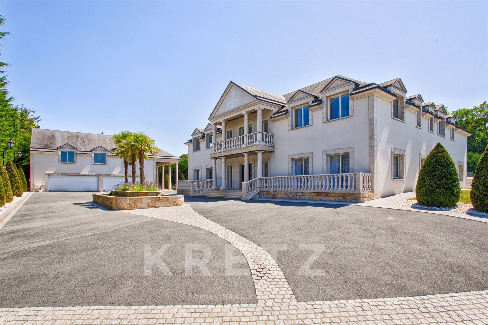 Demeure de Prestige avec Piscine et loft indépendant