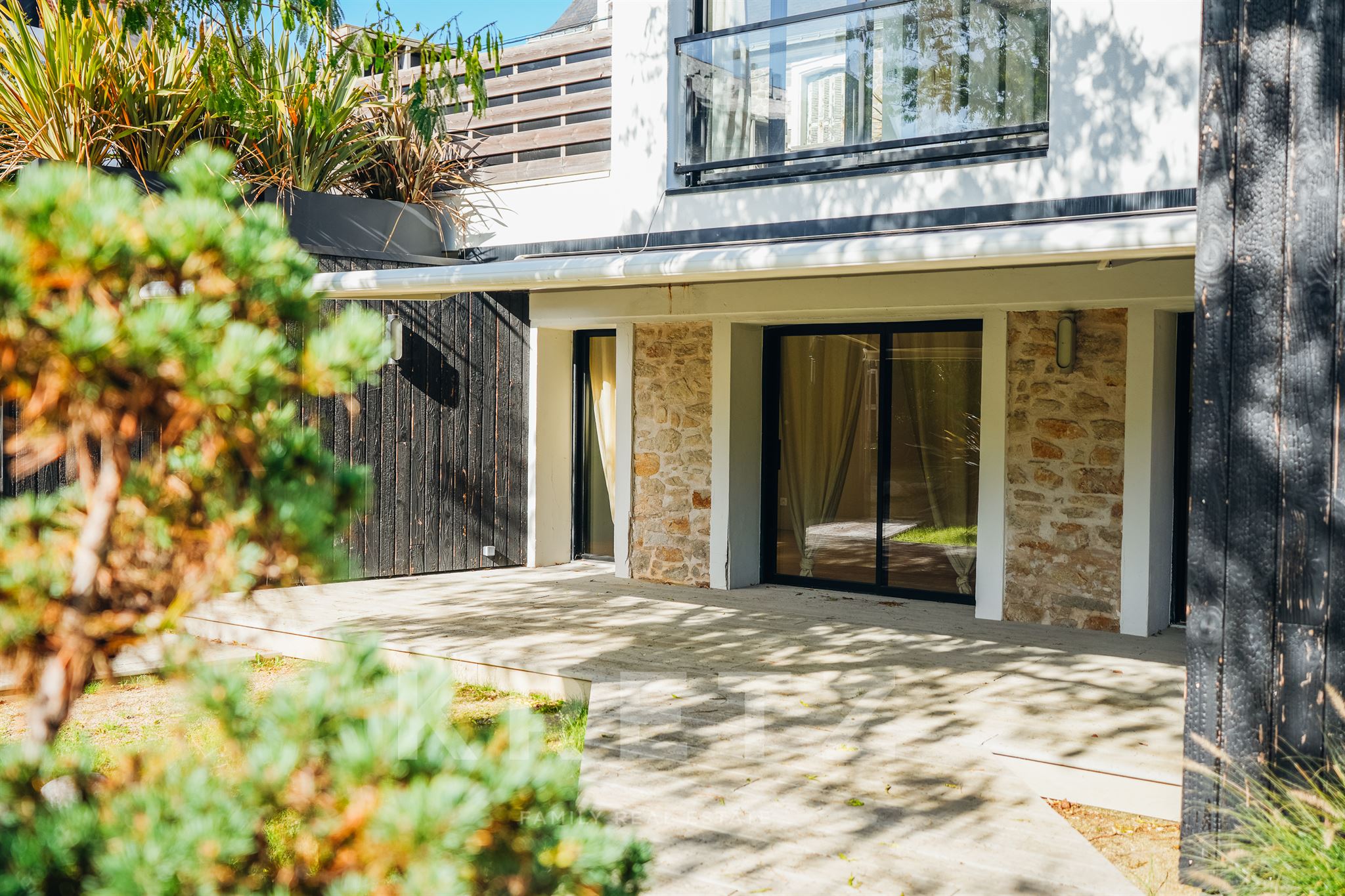 La Baule Benoit district Renovated villa 400m from the beach