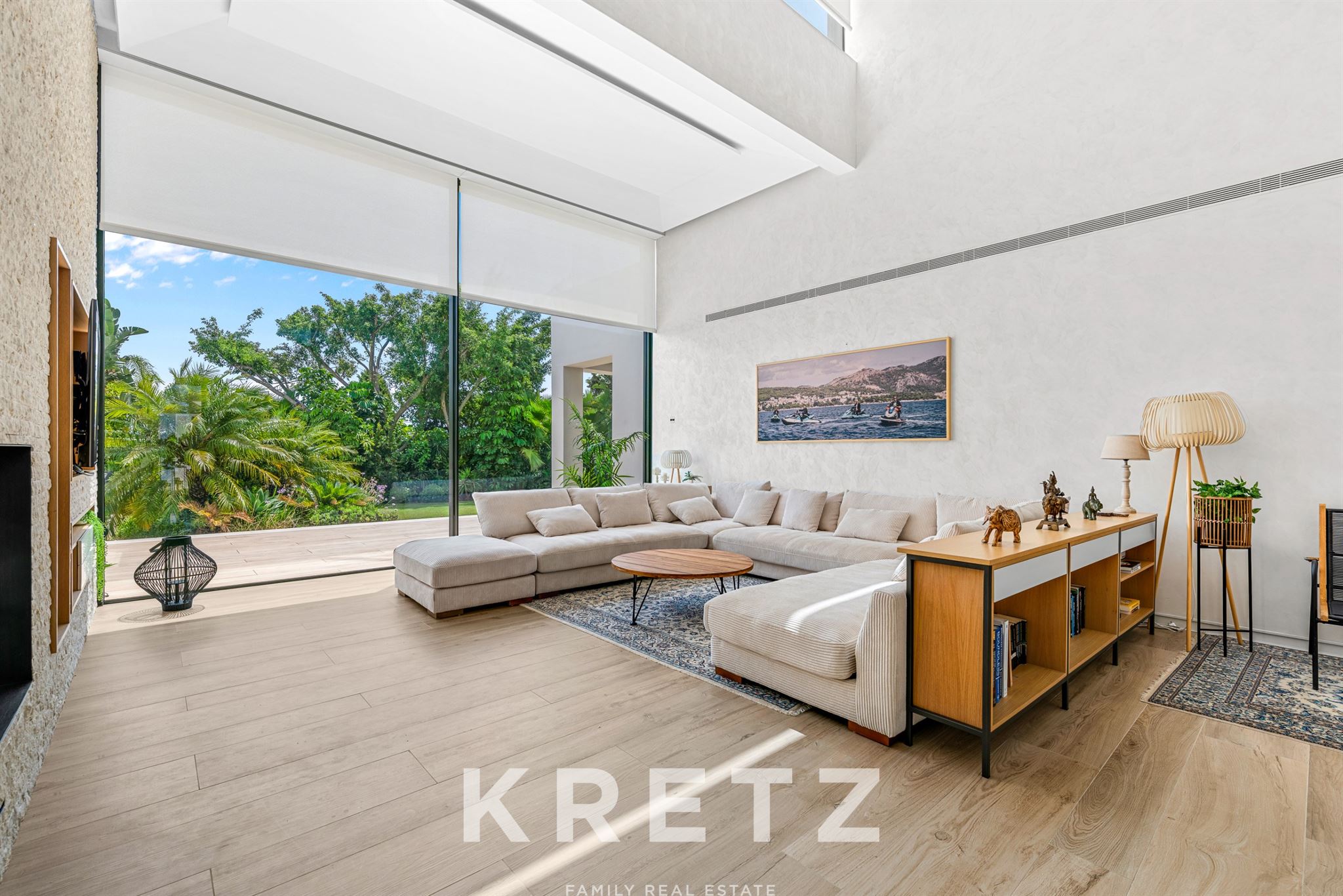 Excecional villa contemporânea com casa de hóspedes e comodidades de resort em El Paraíso