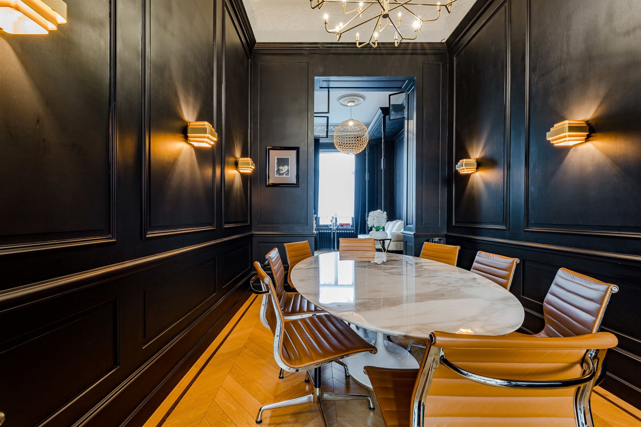 Place Stéphanie, a luxuriously renovated flat