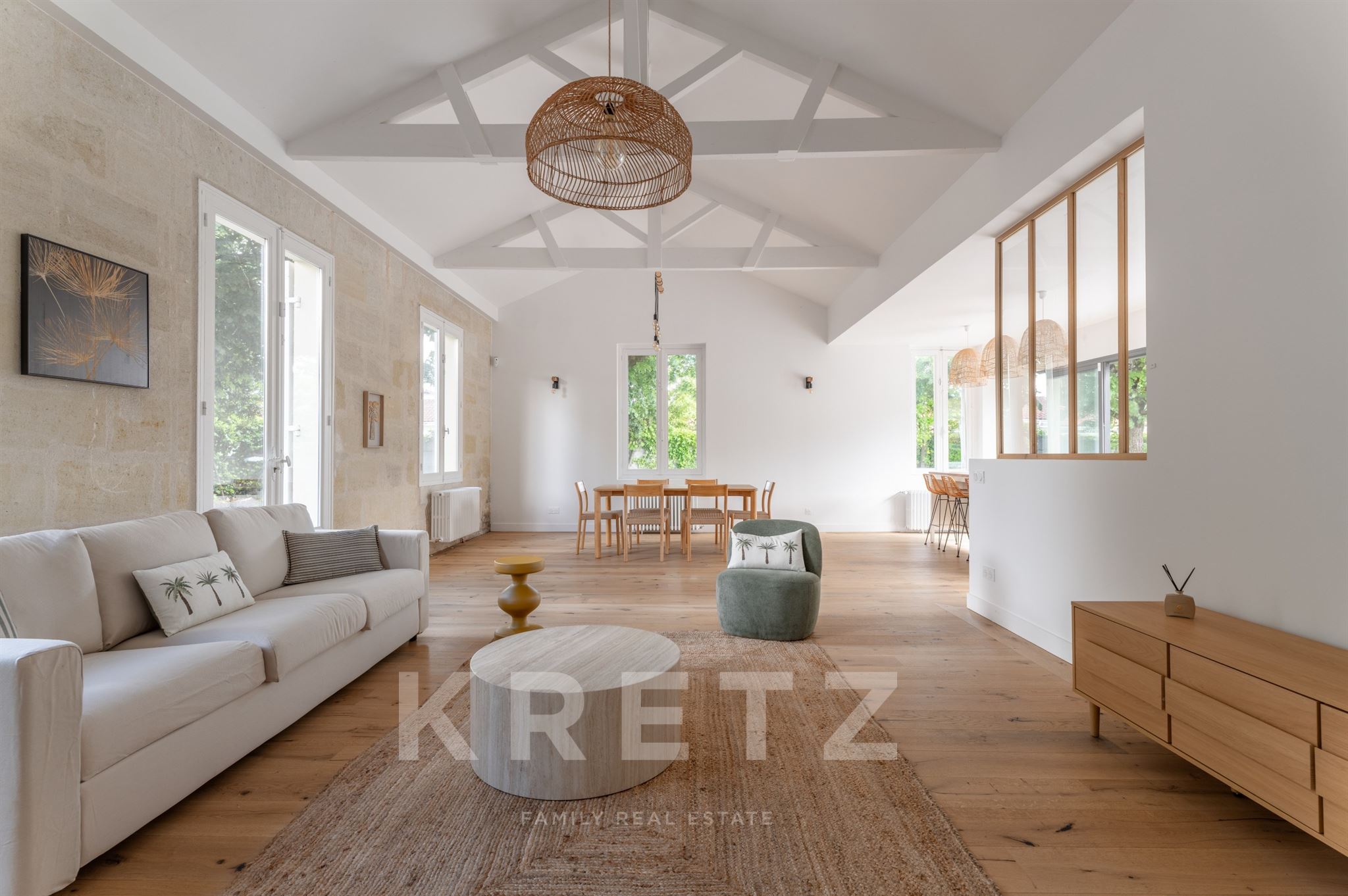 Mérignac - Chemin Long. Family home combining space, modernity and nature