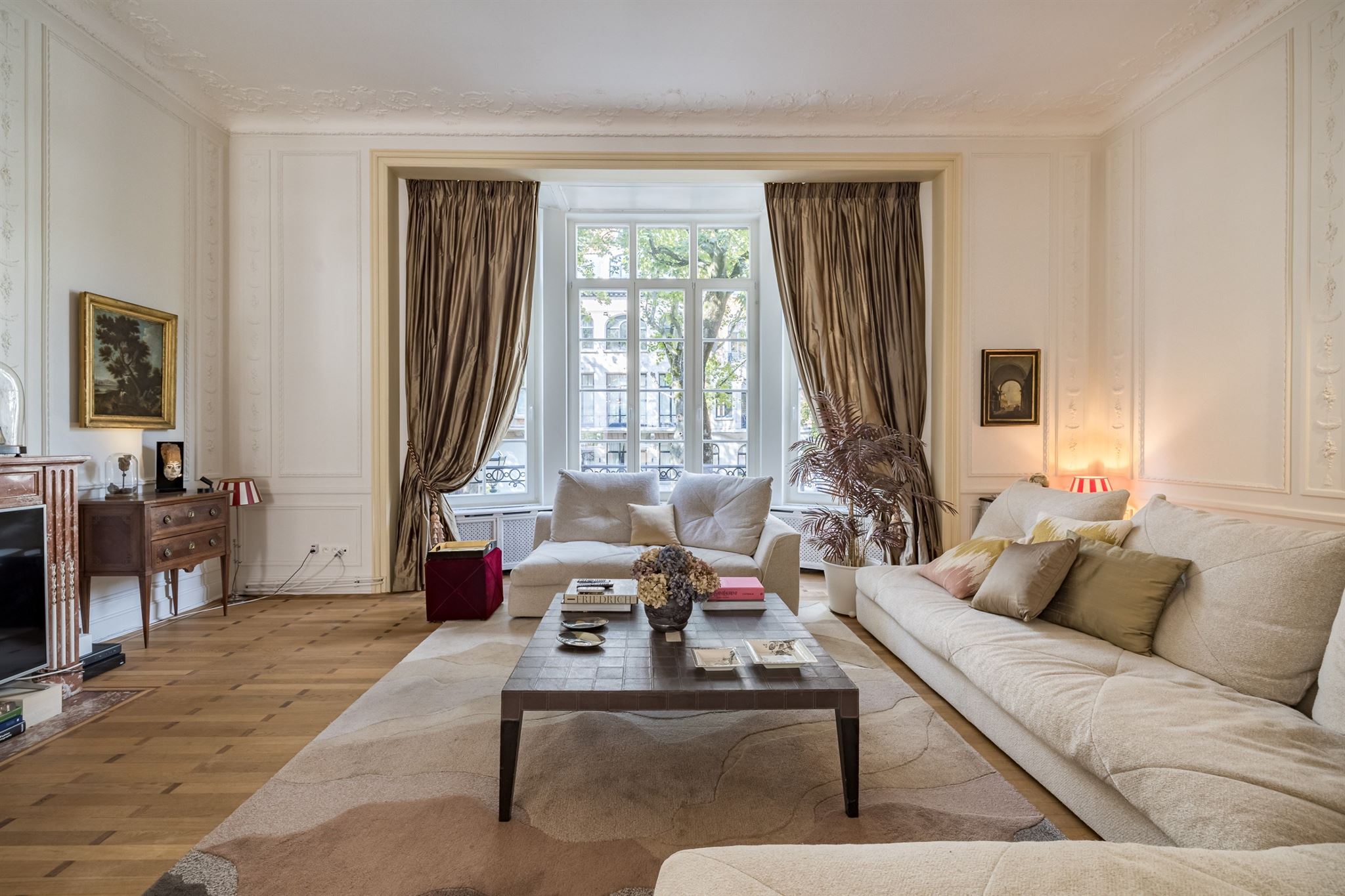 Élégante maison de maître avec ascenseur et jardin plein sud