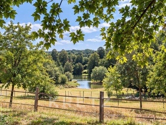 Maison de maître du XIXᵉ siècle – 450 m² – Parc de 2,8 ha – Piscines & étangs – Cadalen
