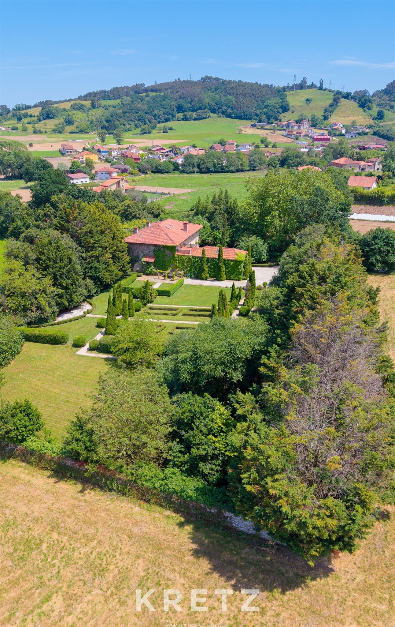 Renaissance palace of Cantabria from the 16th century with Renaissance gardens