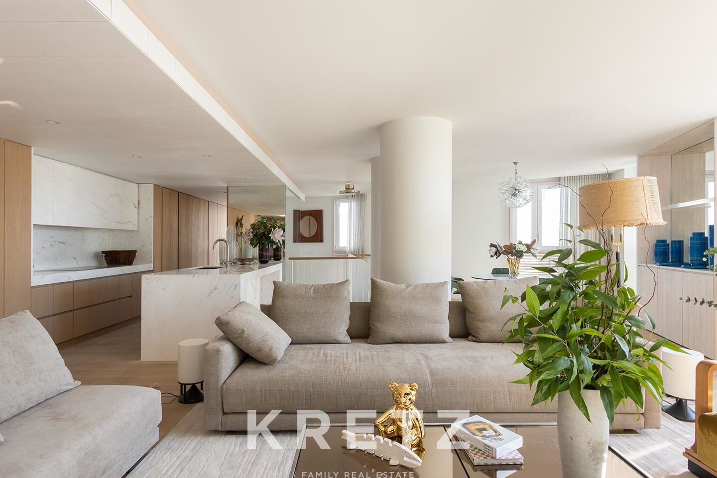 Penthouse with terrace and unbeatable views of Barcelona