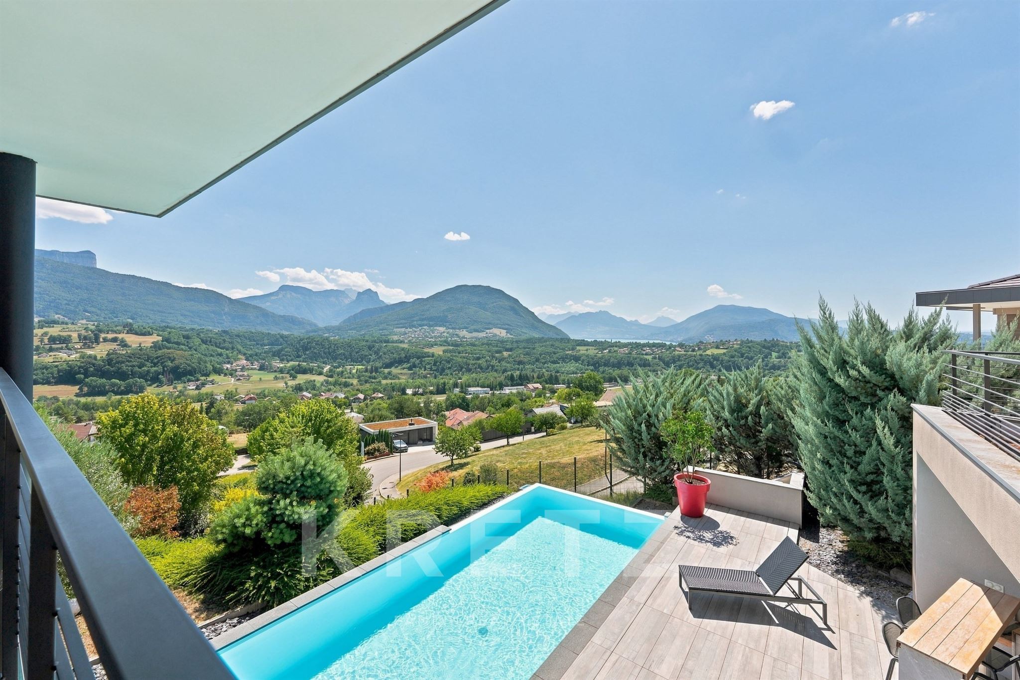 Annecy- Argonay- Villa vue panoramique sur les montagnes et le lac