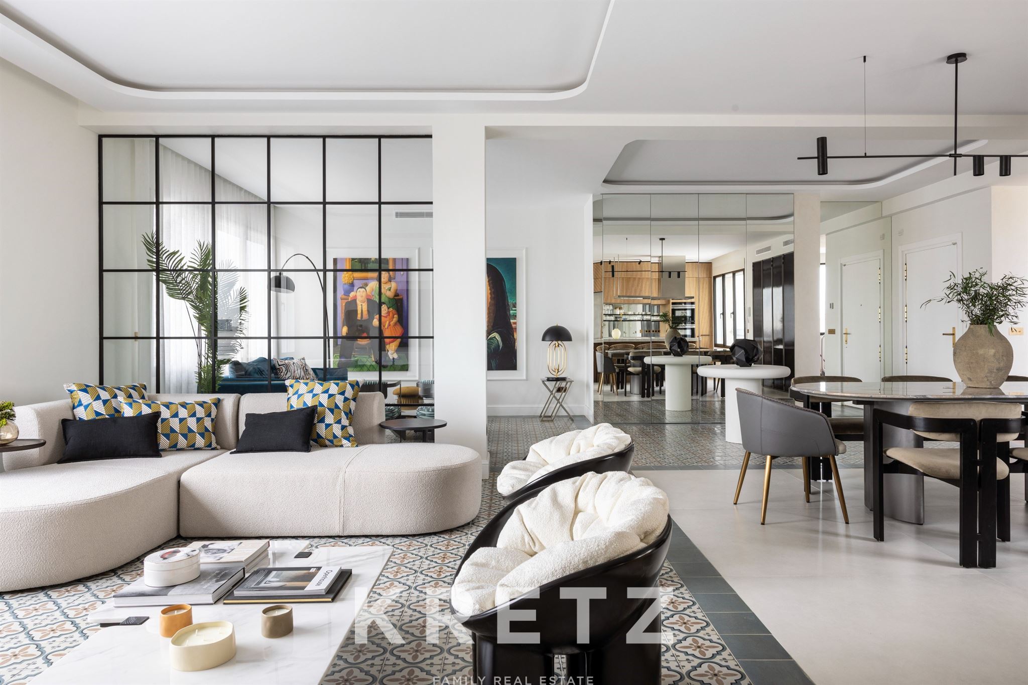 A dream penthouse touching the Madrid sky