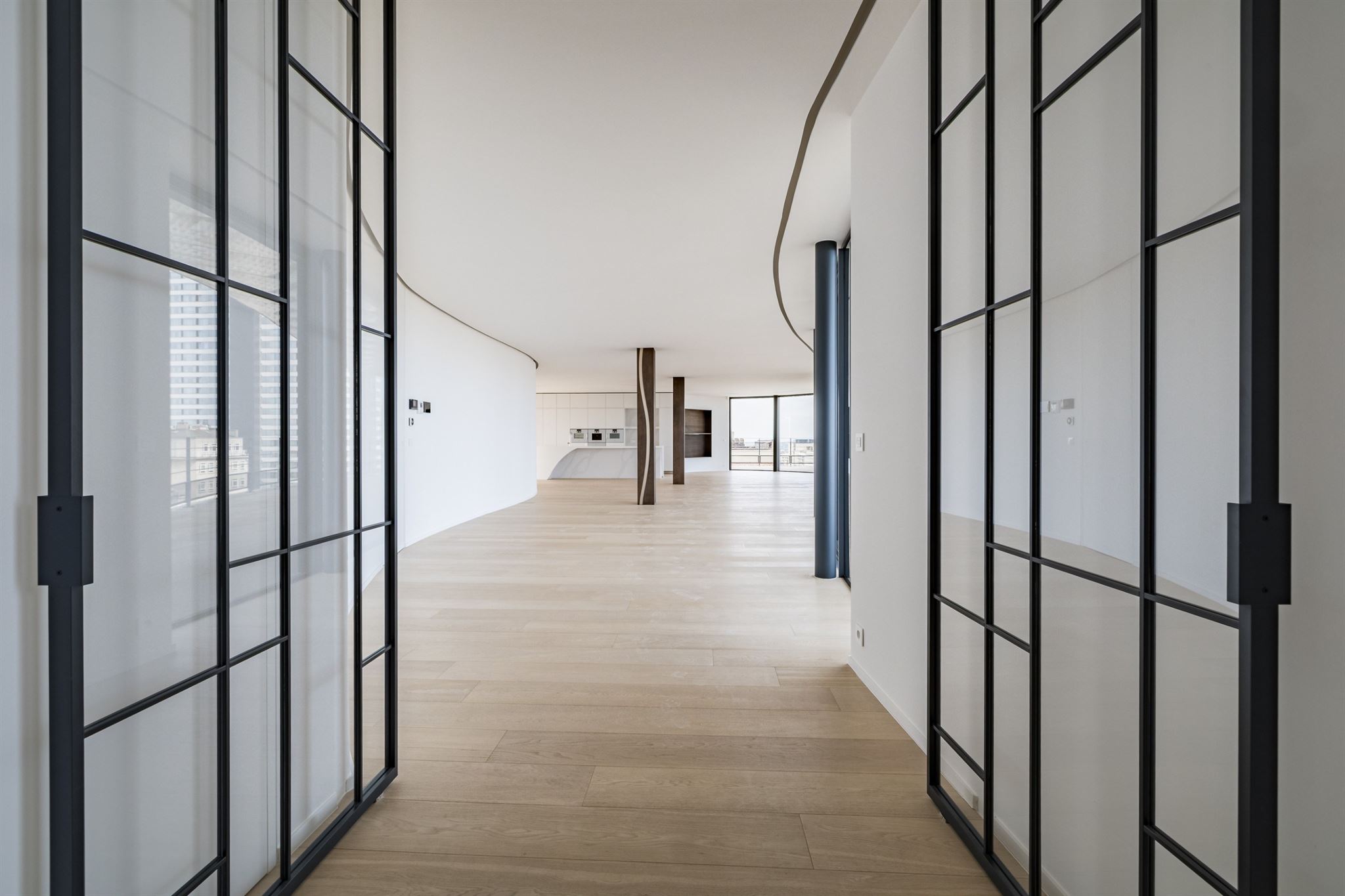 Somptueux appartement de ±308 m² avec terrasse panoramique de ±161 m² – Toison d'Or, Ixelles