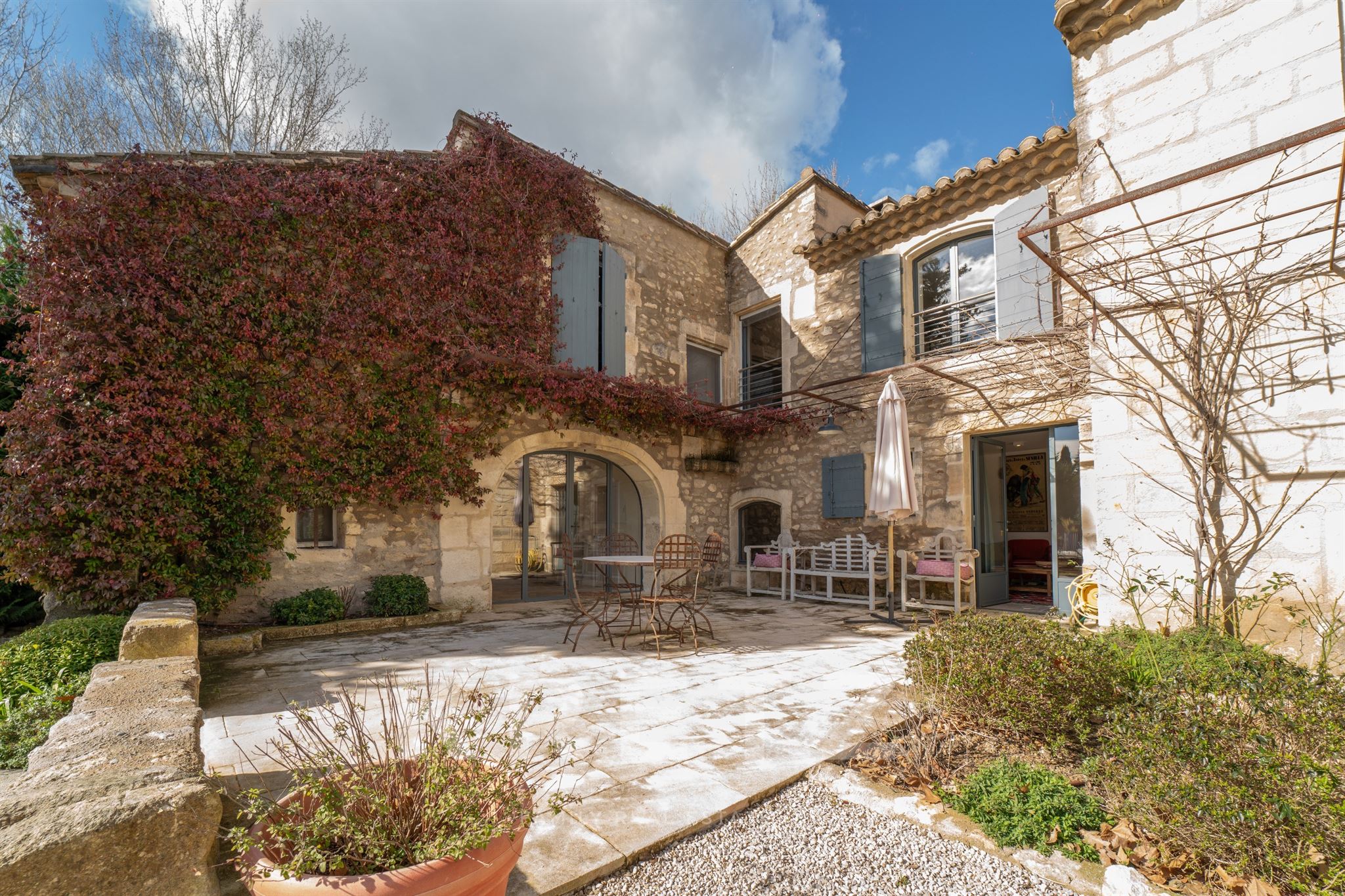 Authentic Provençal Mas with Timeless Charm