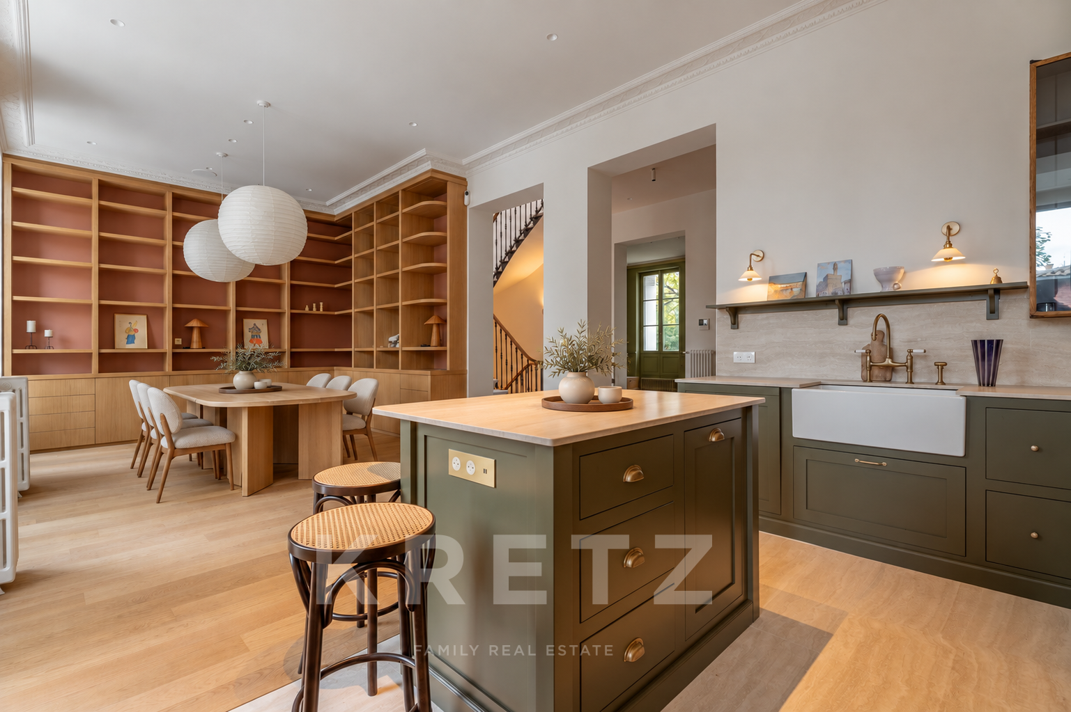 Bordeaux Saint-Seurin | 400m² Prestigious Private Mansion with Garden and Swimming Pool