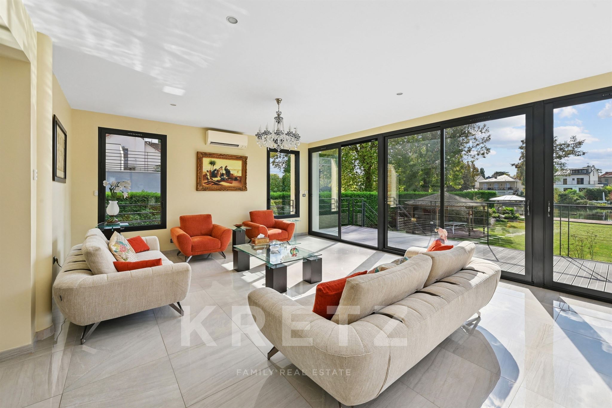 Lakefront villa