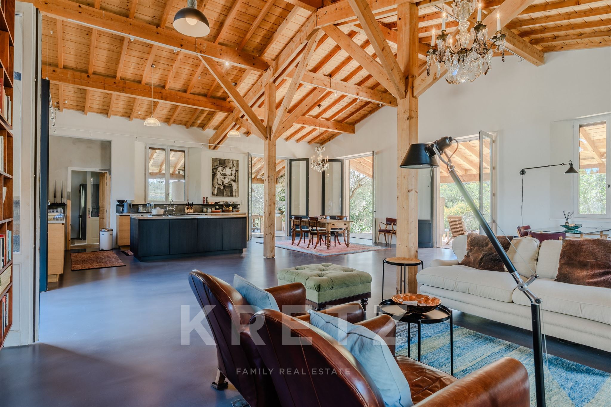 3-Bed Architect House 180 sqm – Cathedral Living Room 90 sqm, Corbières Views