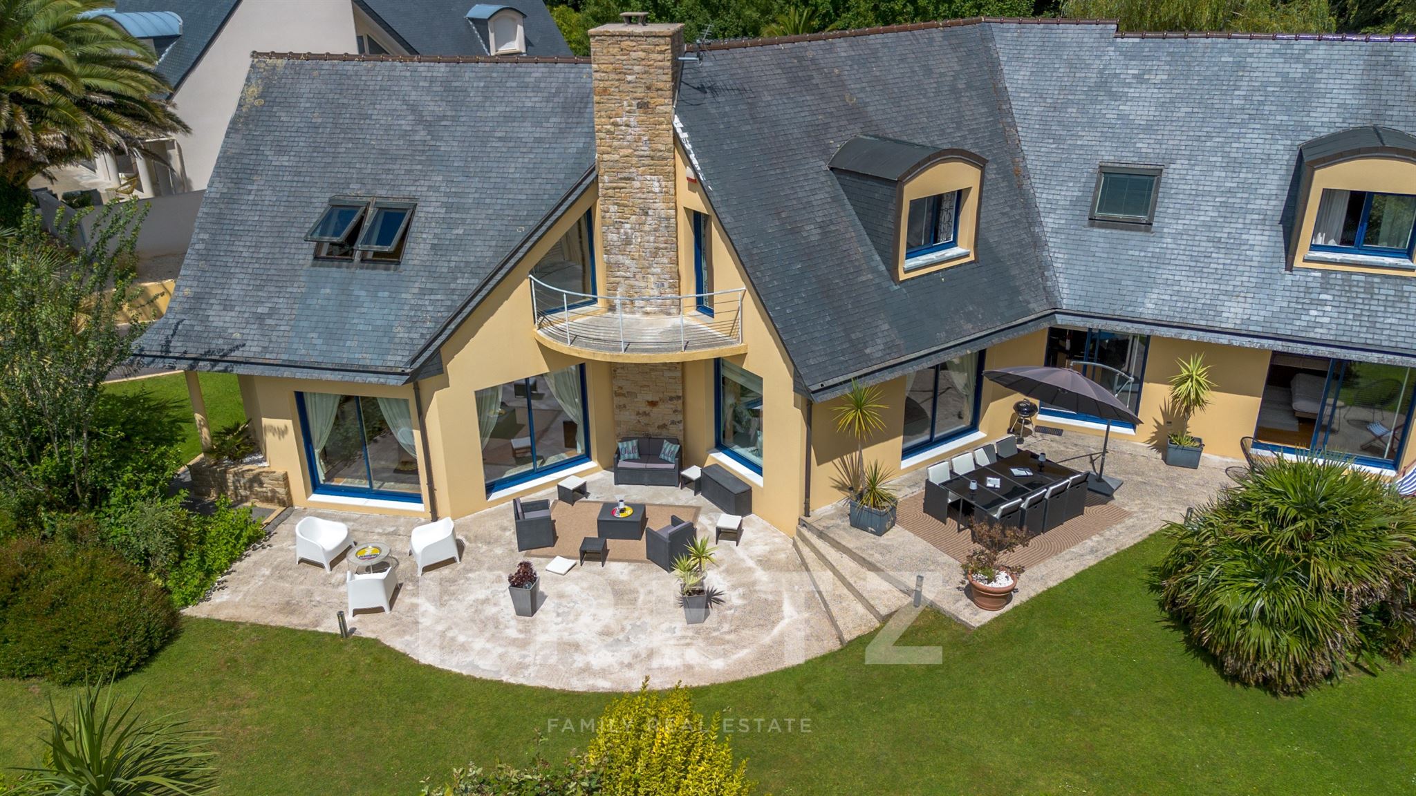 Maison d'Architecte d'Exception à Bohars –  300 m² aux portes de Brest, en bordure de forêt