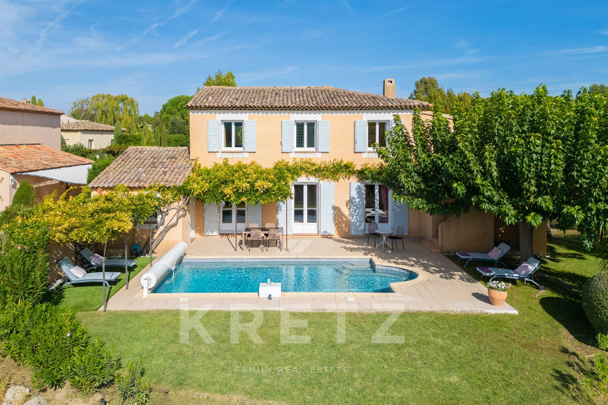 Villa en el corazón del prestigioso Golf de Pont Royal