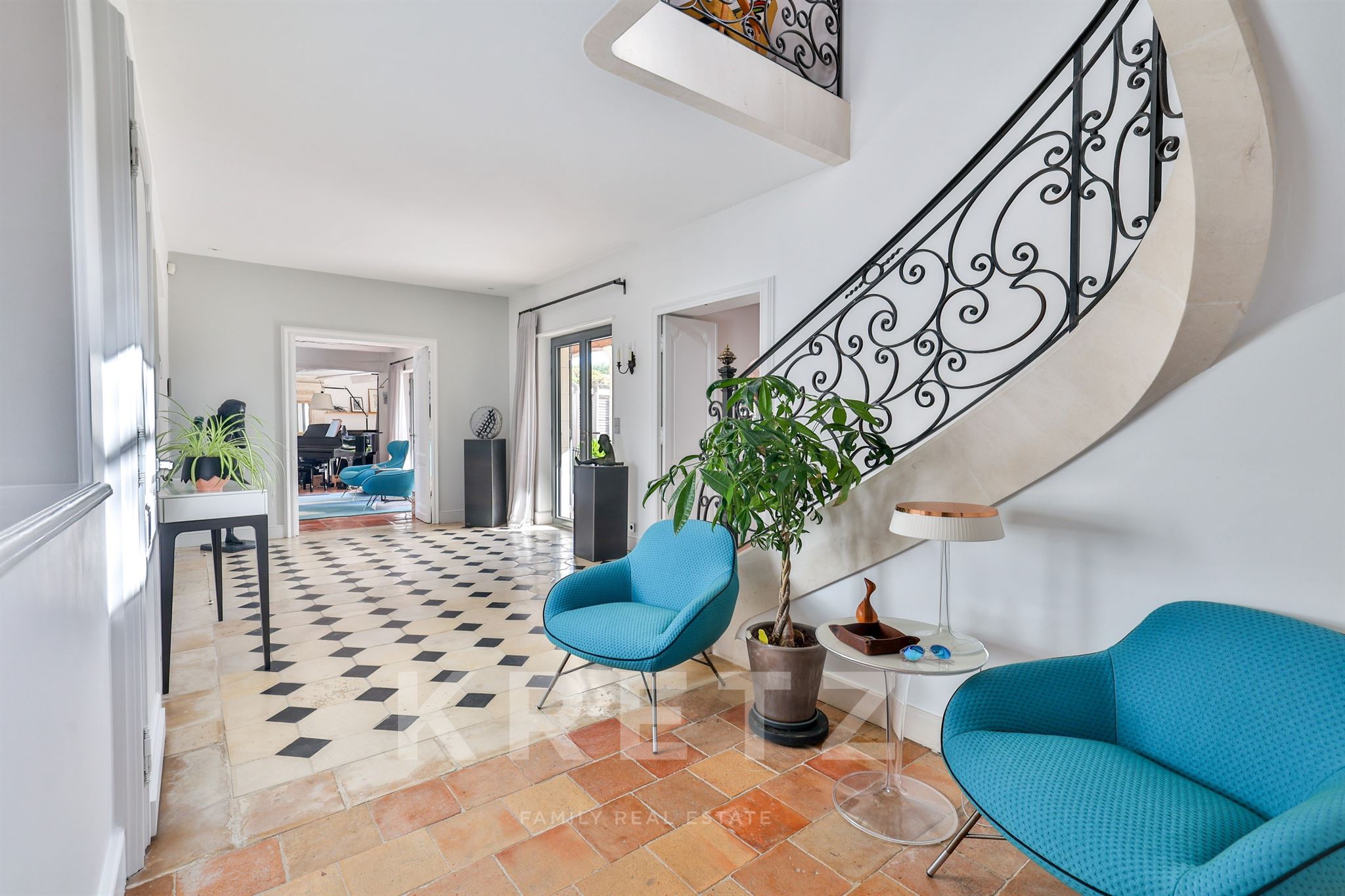 Exceptional property on Ré island