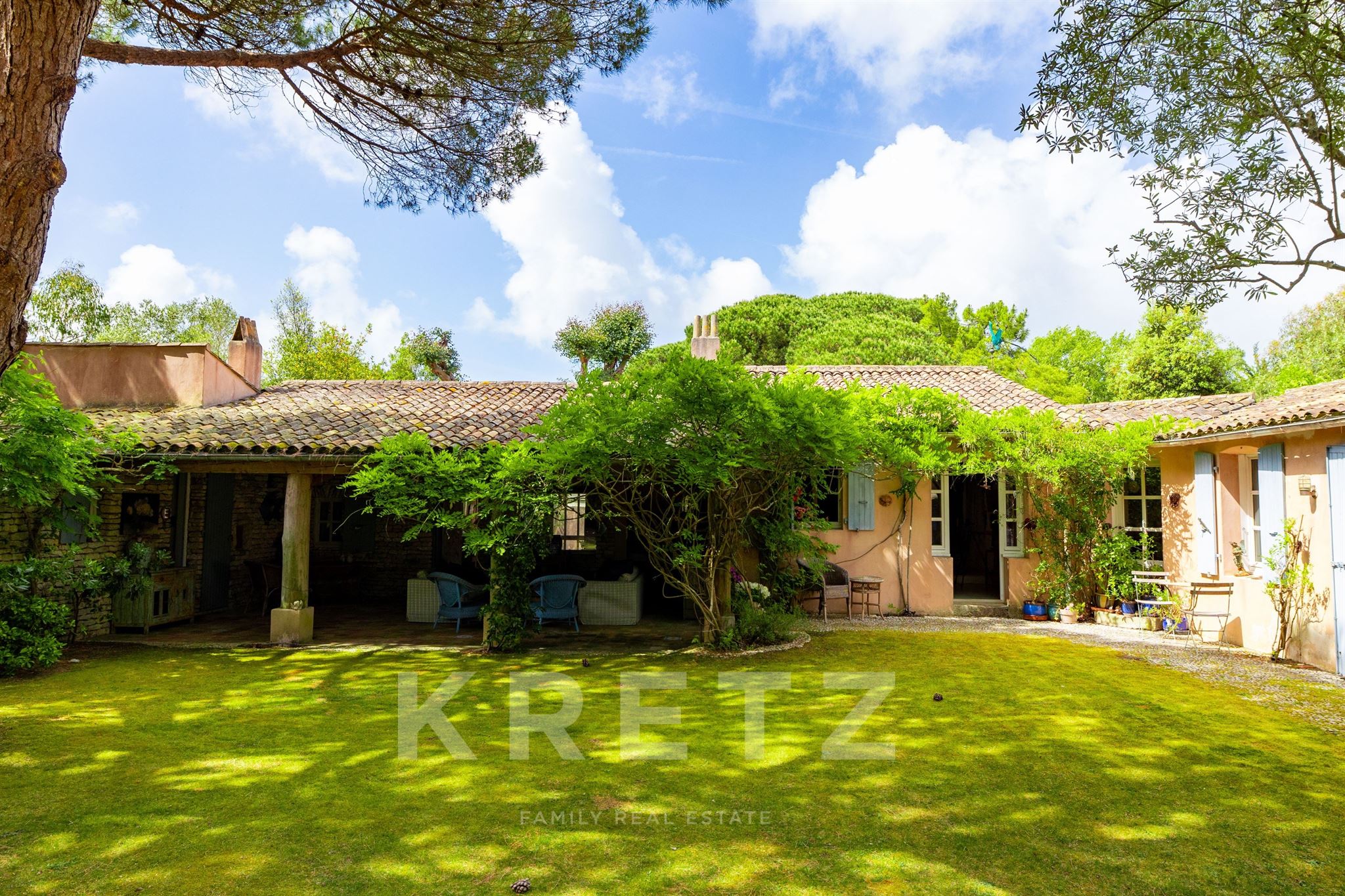 Maison de charme sur grand terrain