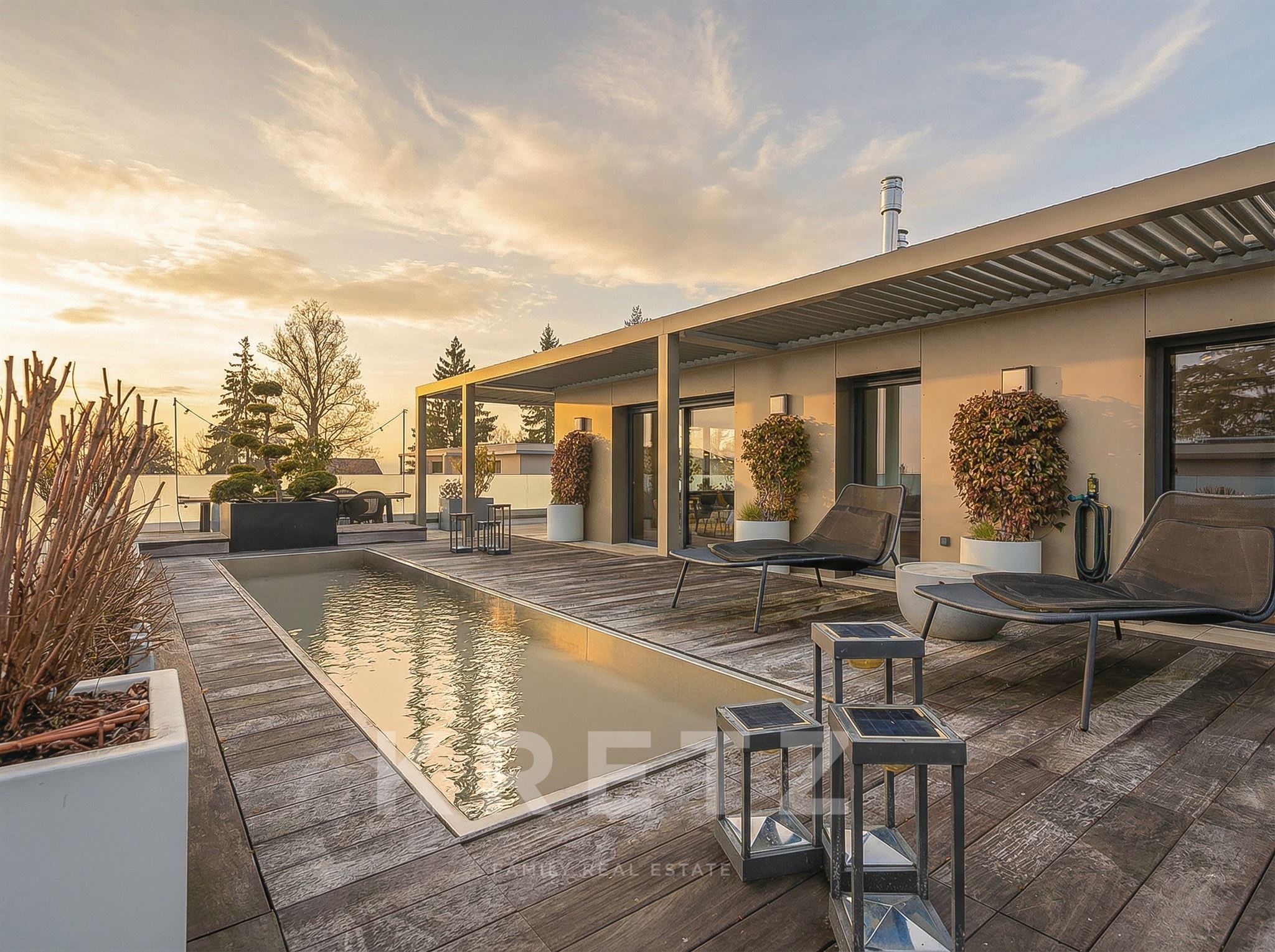 Vétraz-Monthoux – 162 sqm Penthouse – View & Private Terrace